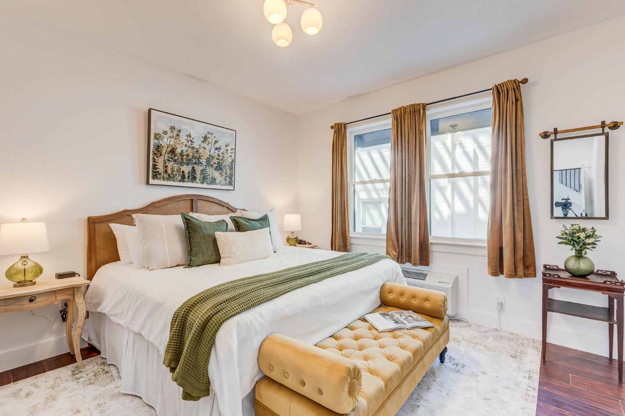 The Pearl Hotel