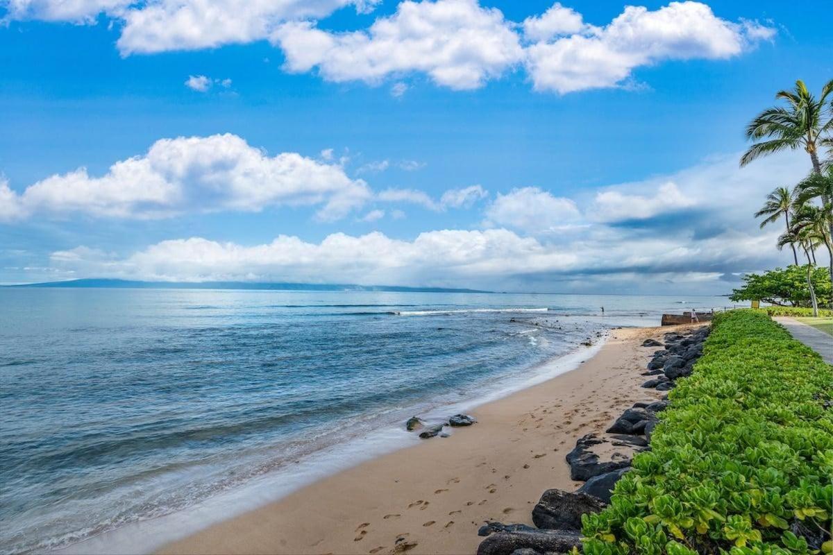 Kaanapali Shores 709 · Tropical Hawaiian Getaway 1BD Ocean View