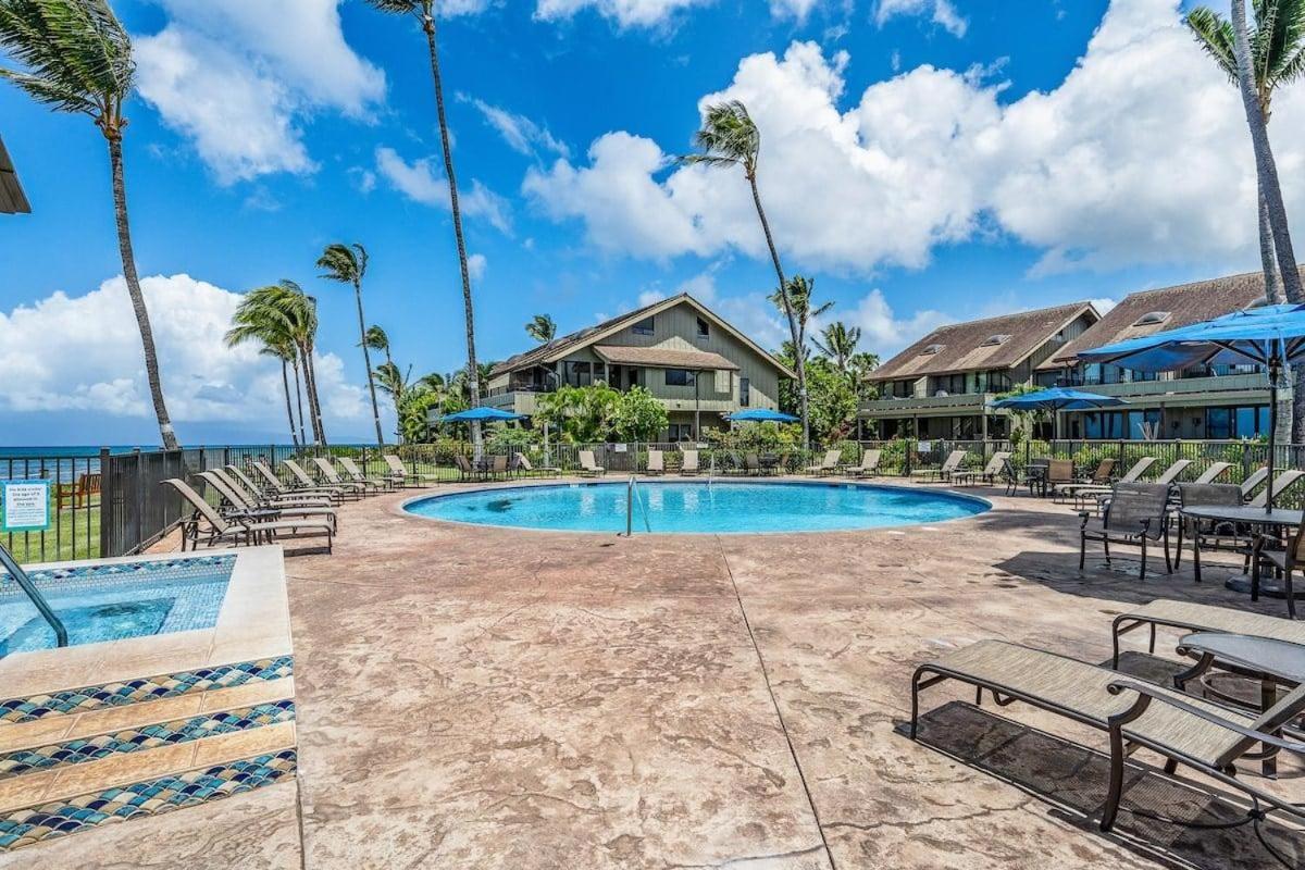 Kahana Village 32 · KHV 32 Direct Oceanfront Views Remodeled 2BD