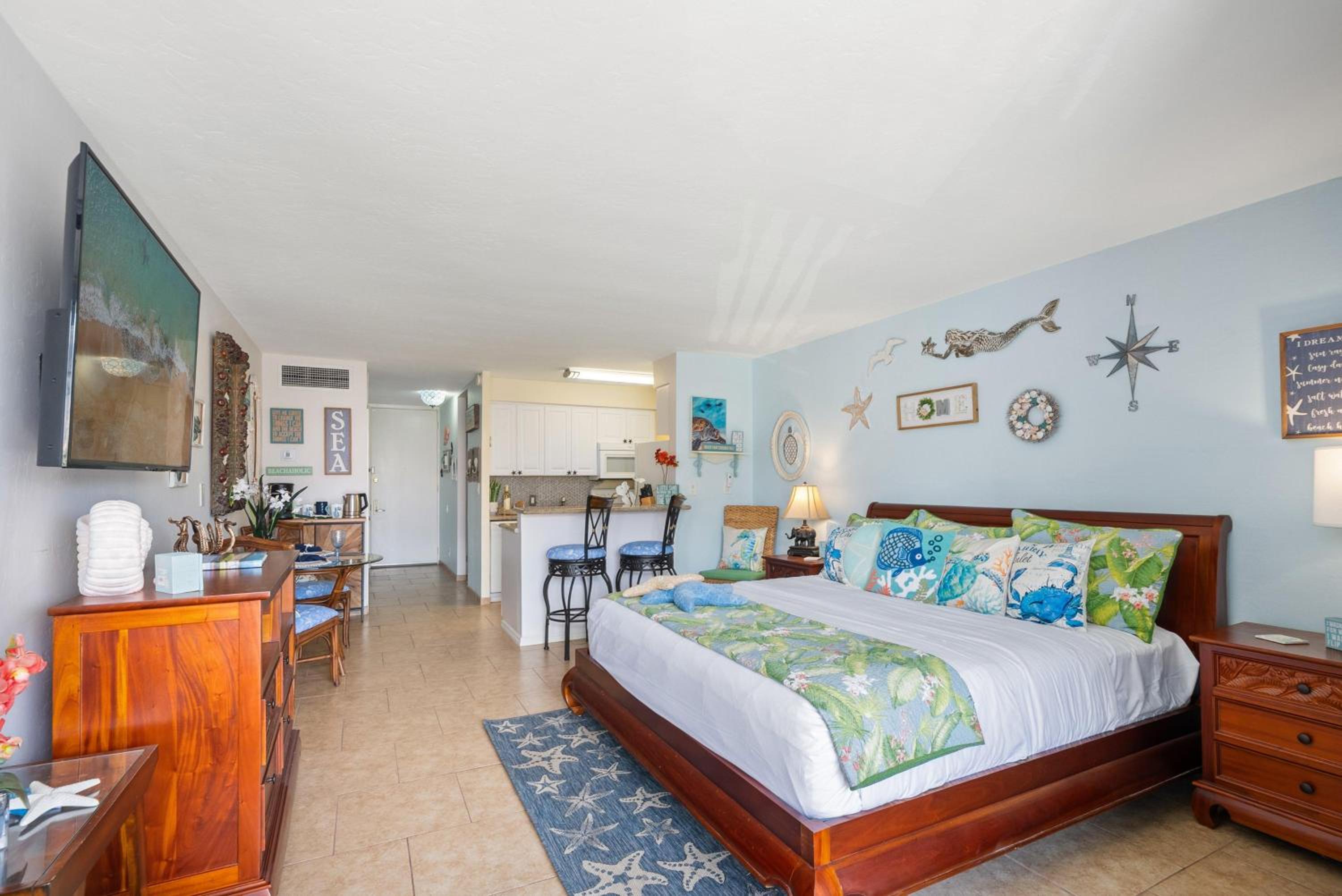 Lahaina Shores 428 · LS 428 Dream Vacation Studio by the Beach a