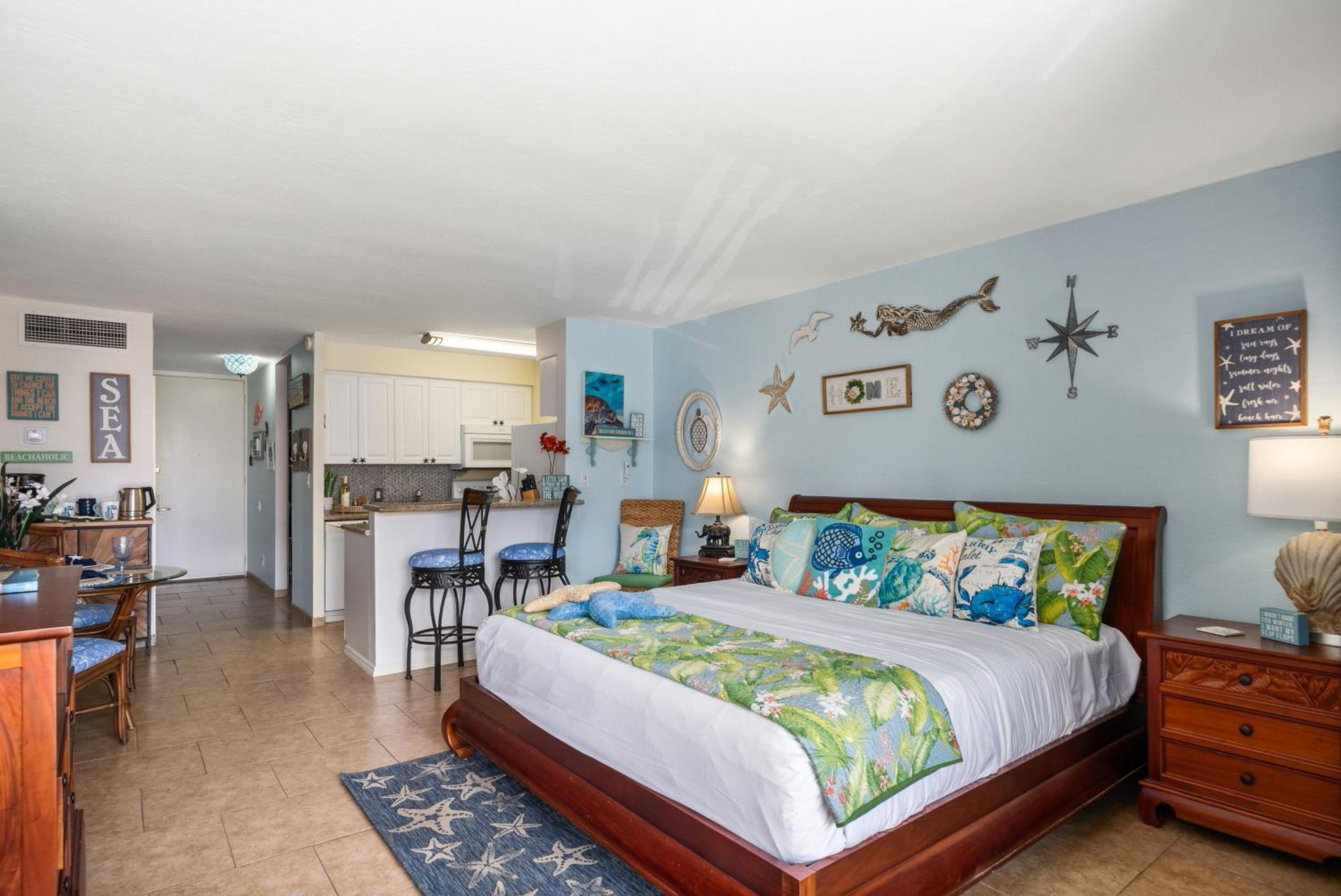 Lahaina Shores 428 · LS 428 Dream Vacation Studio by the Beach a