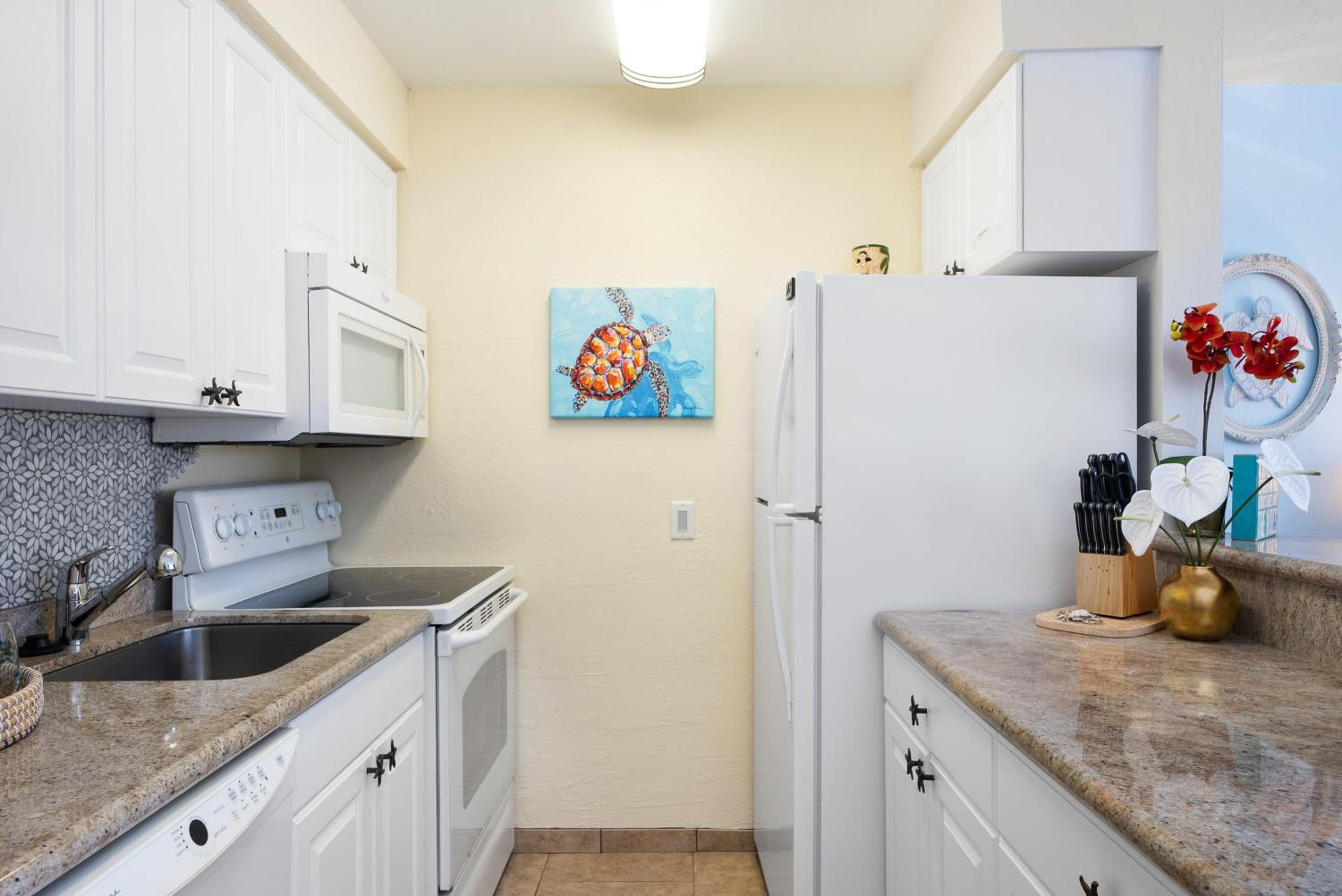 Lahaina Shores 428 · LS 428 Dream Vacation Studio by the Beach a