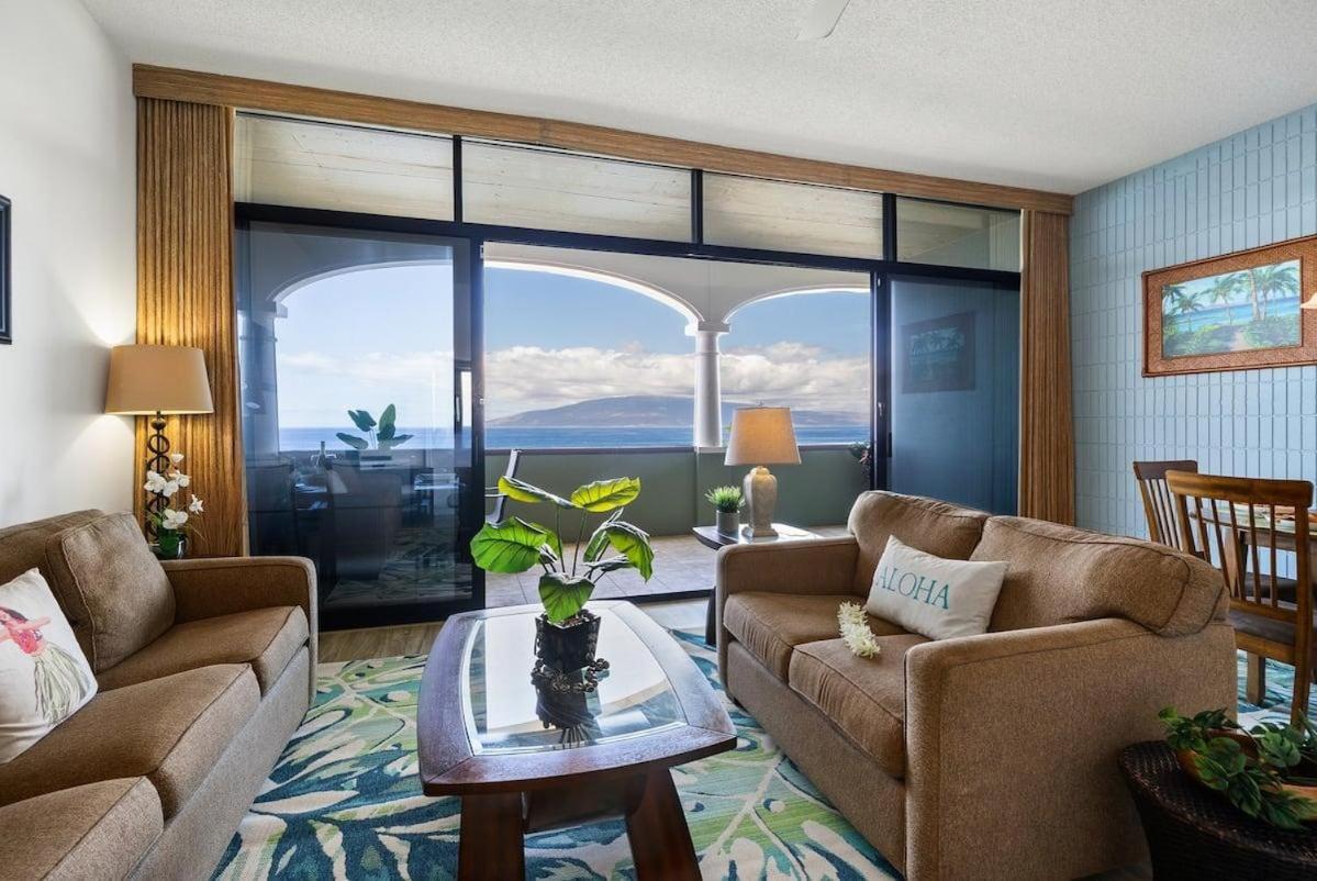 Lahaina Shores PH1 · LS PH1 Oceanfront Penthouse Condo w Panoram