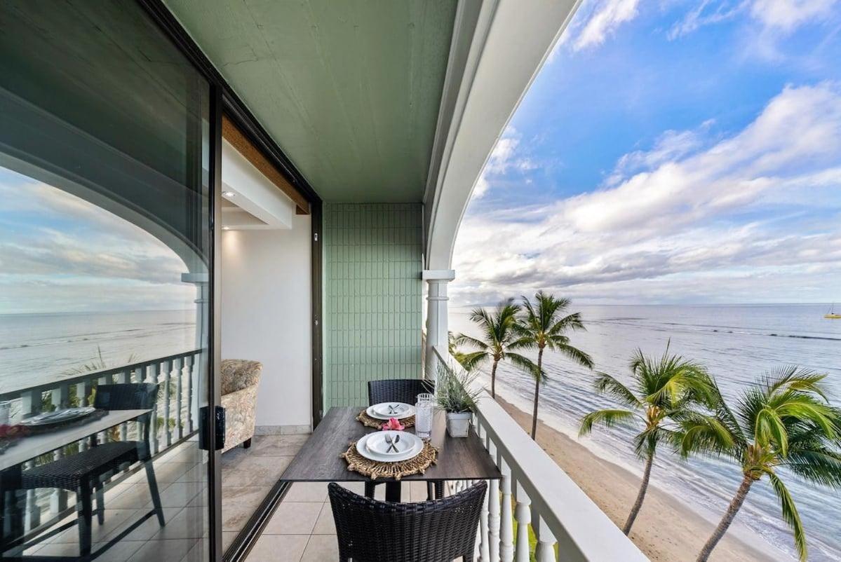 Lahaina Shores 607 · LS 607 Beachfront Remodeled Studio Stunnin