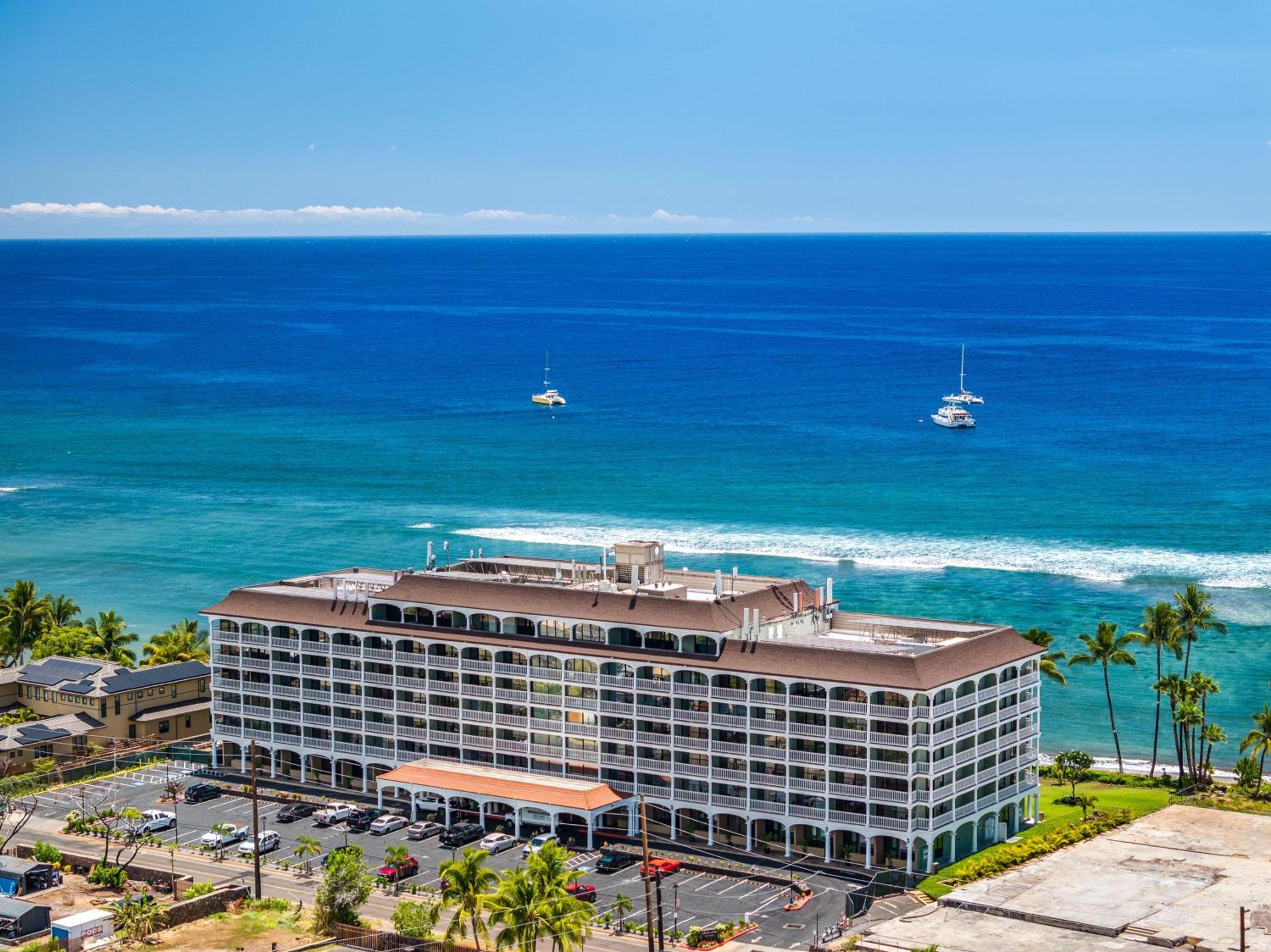 Lahaina Shores 413 · LS 413 Breathtaking Beachfront Remodeled St