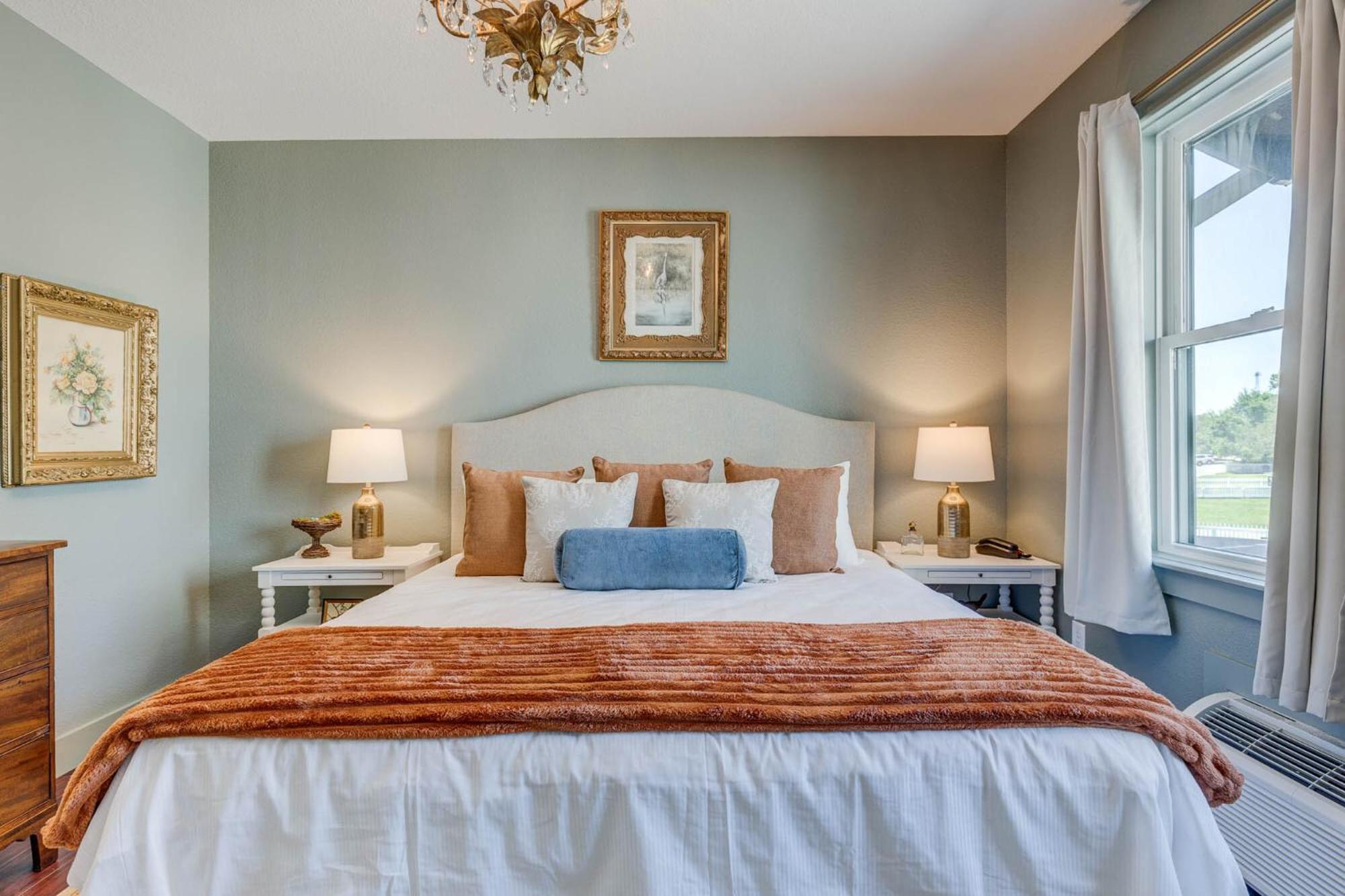 The Pearl Hotel