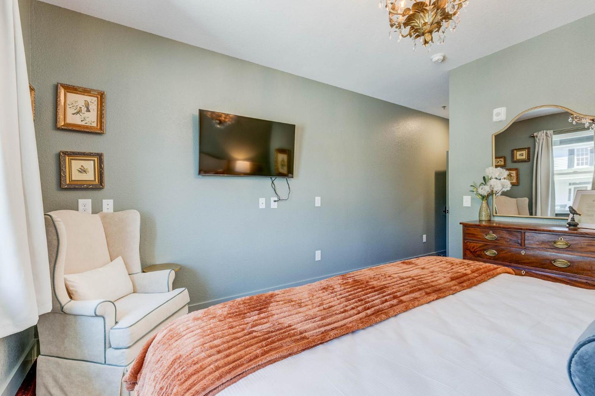 The Pearl Hotel