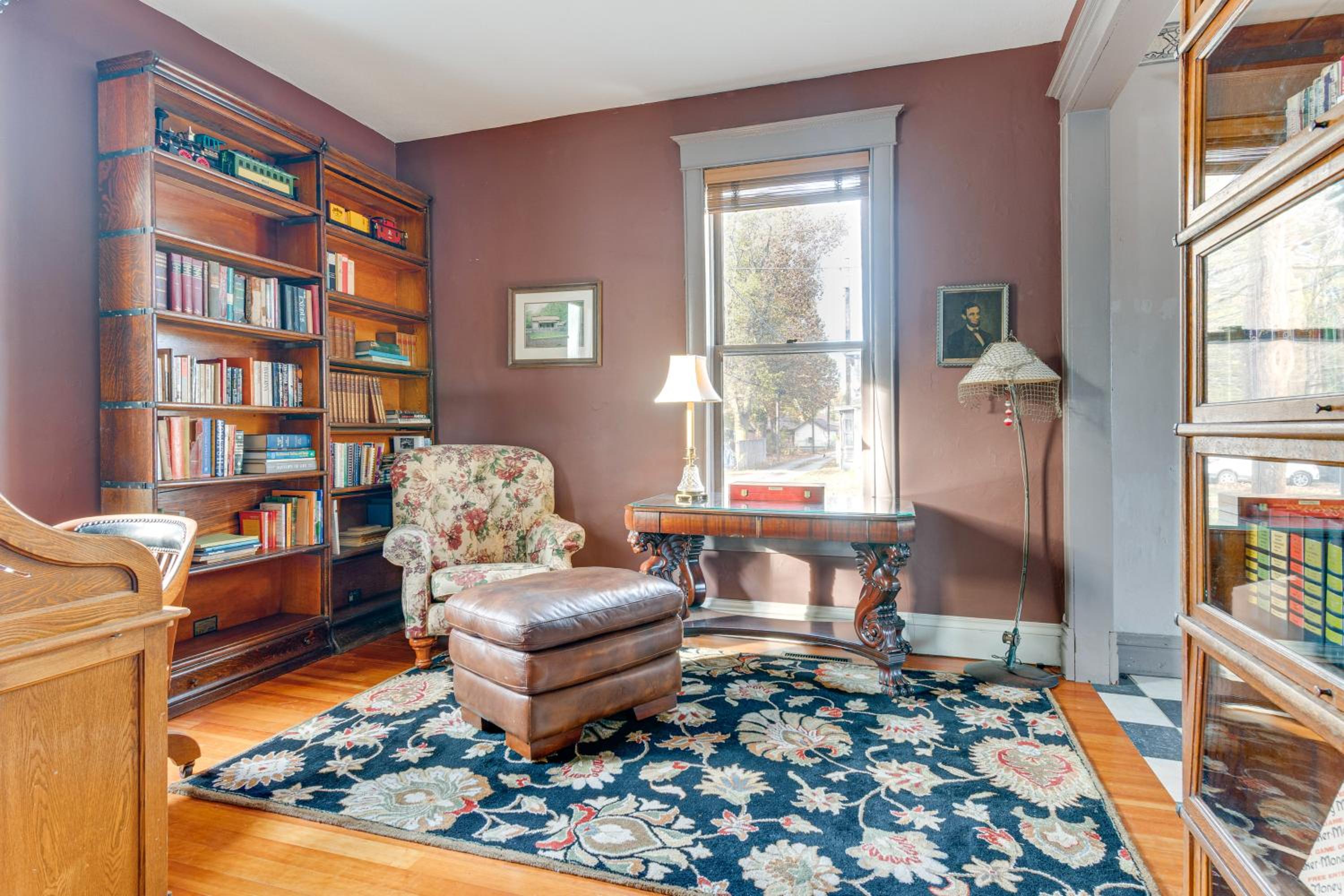 Pet Friendly Route 66 Library Home!