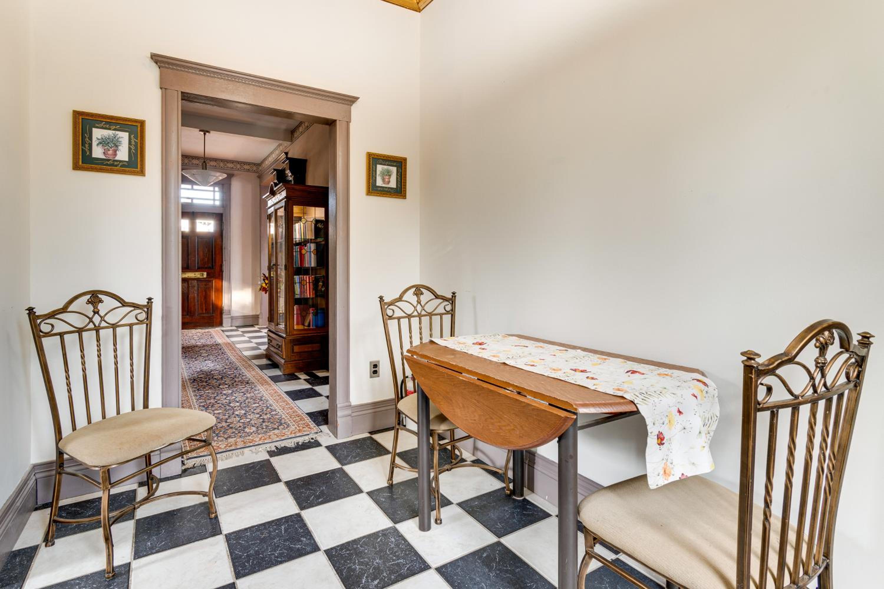 Pet Friendly Route 66 Library Home!
