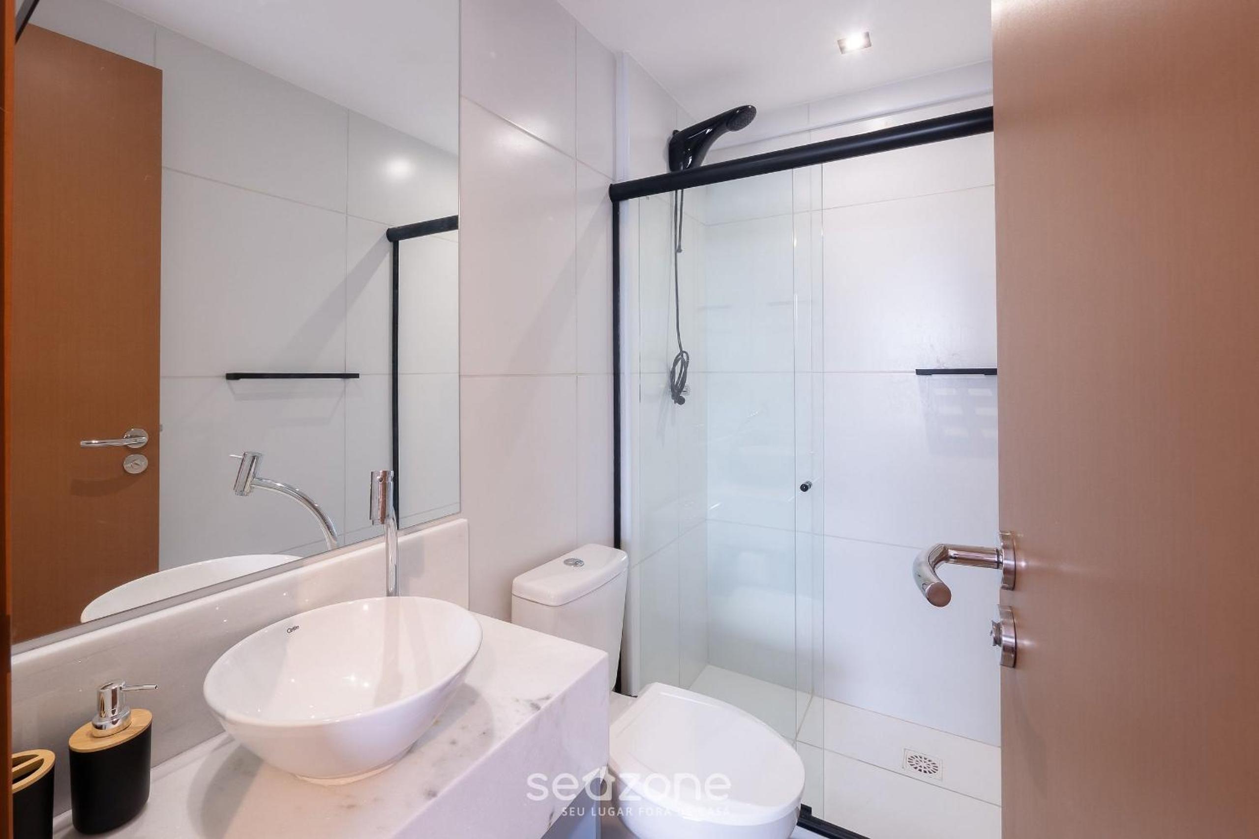 Modern and Fully Equipped Apartments 500m from Barra Beach in Salvador – ZNB