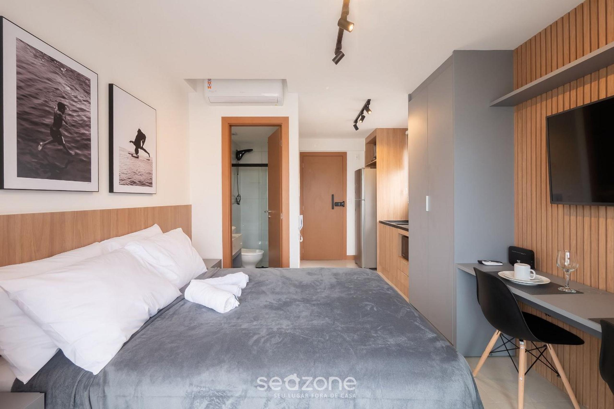 Modern and Fully Equipped Apartments 500m from Barra Beach in Salvador – ZNB