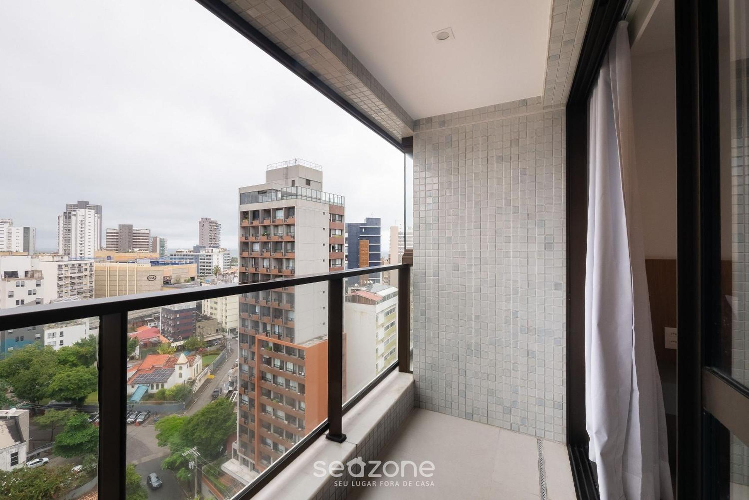 Modern and Fully Equipped Apartments 500m from Barra Beach in Salvador – ZNB