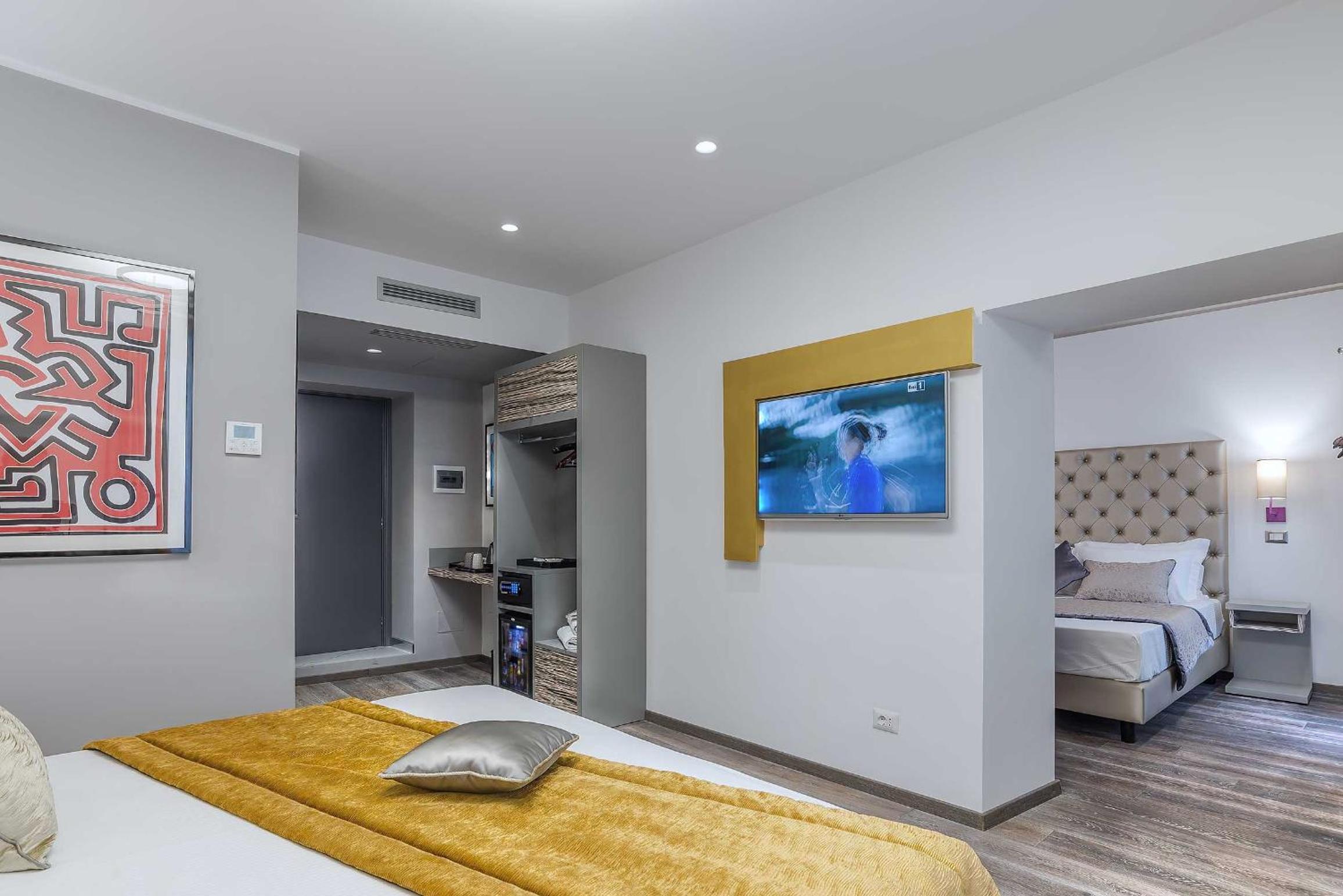 hotel room
