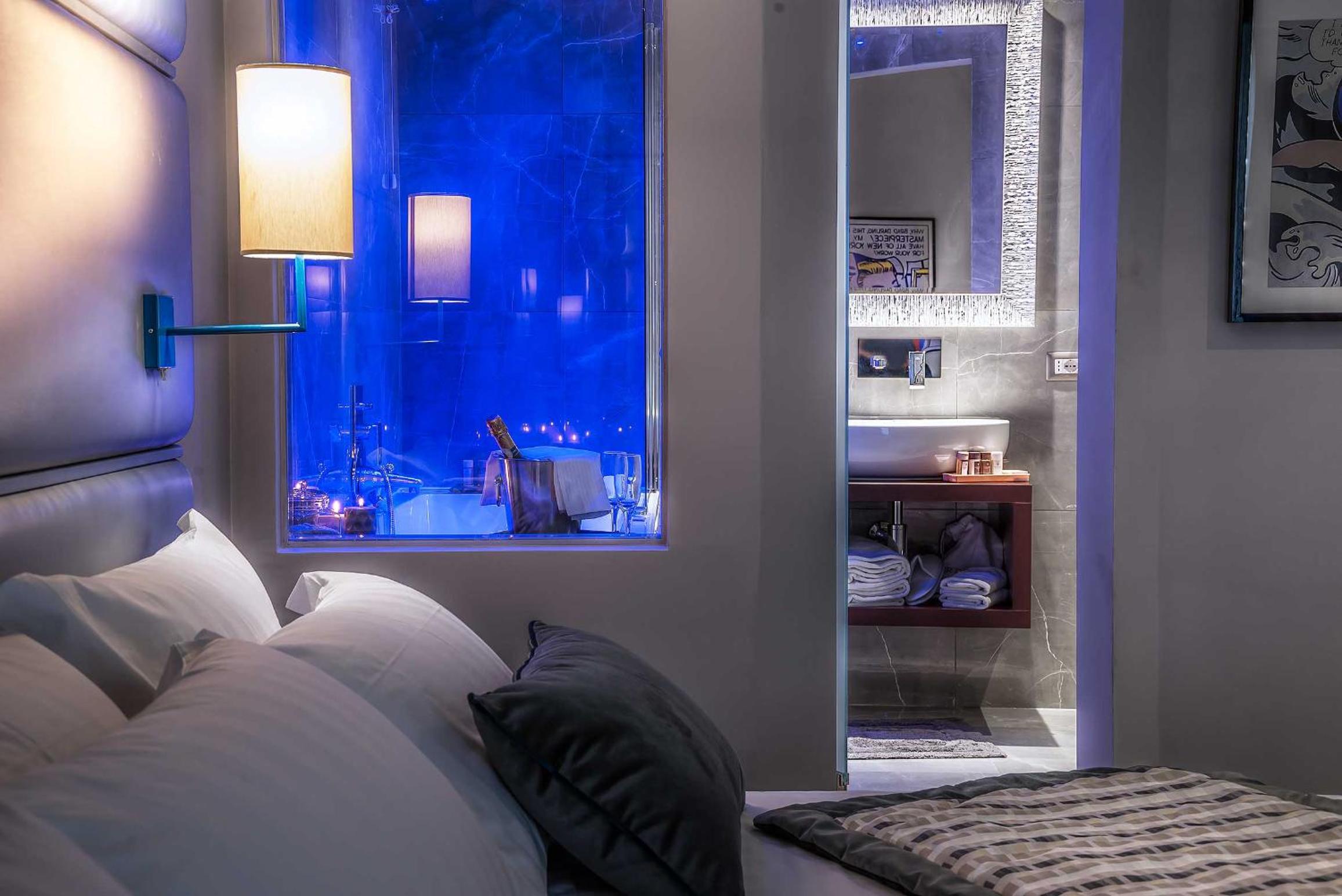 hotel room