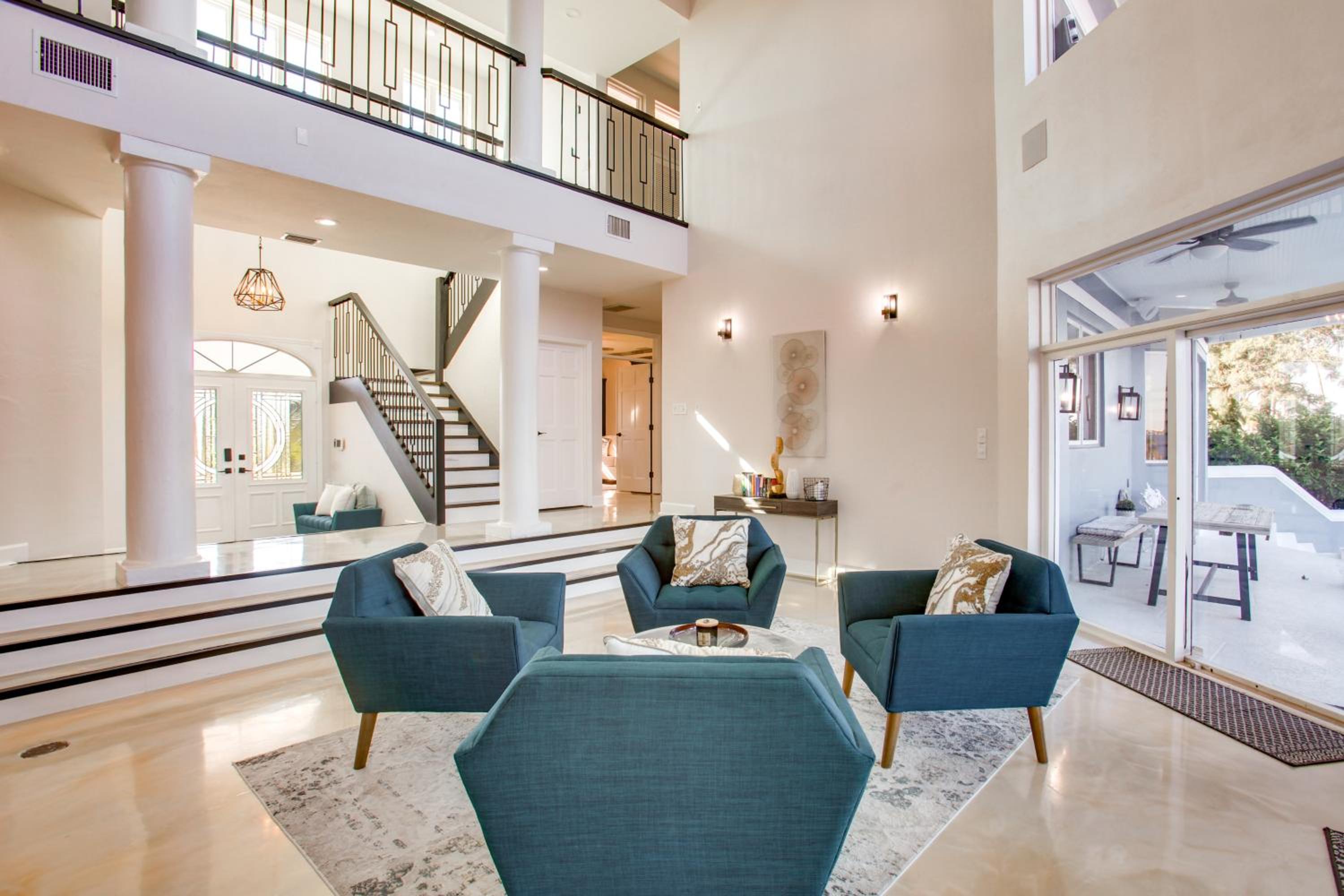 Oceanside Fort Myers Luxury! Pool, Terrace and Views