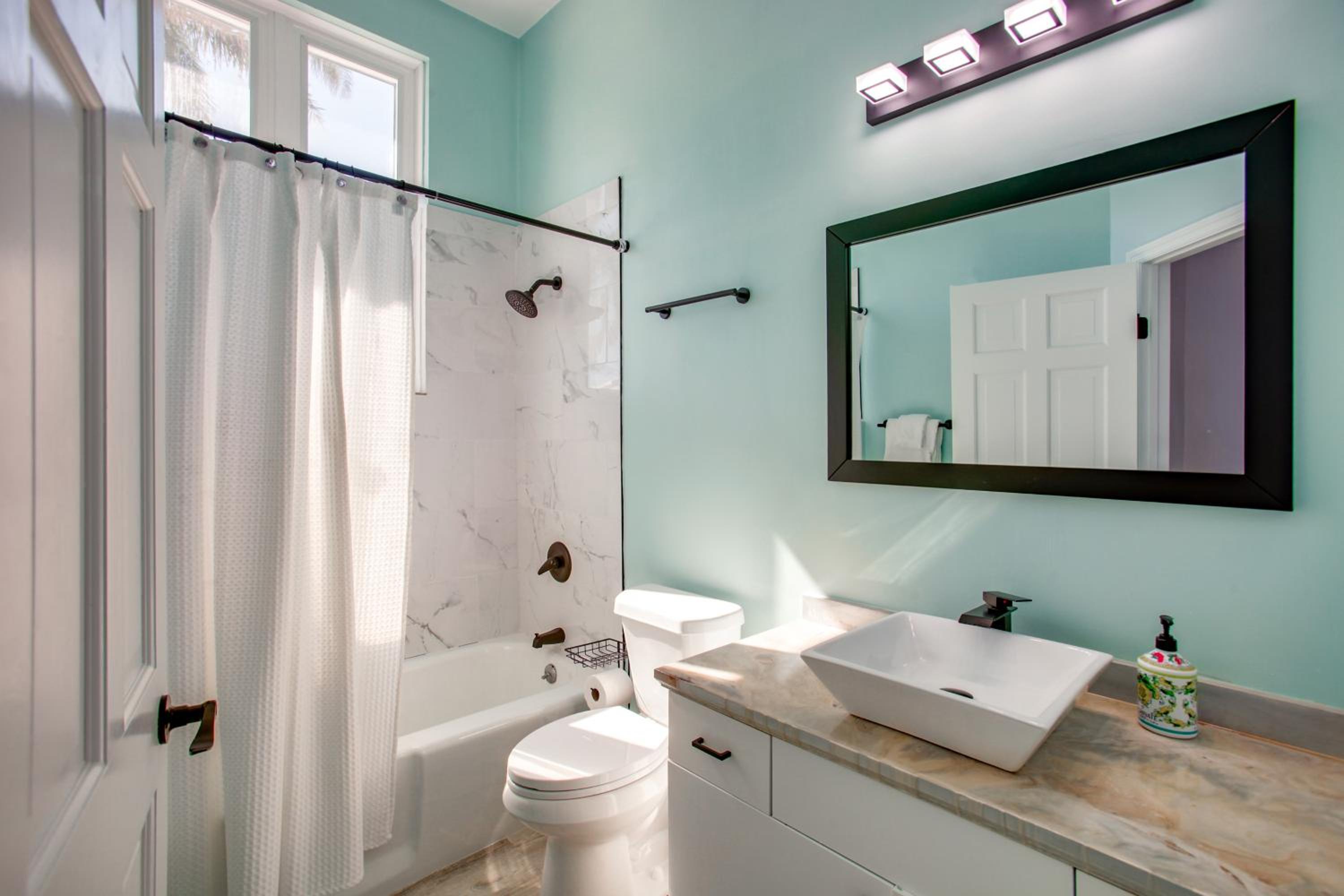 Oceanside Fort Myers Luxury! Pool, Terrace and Views
