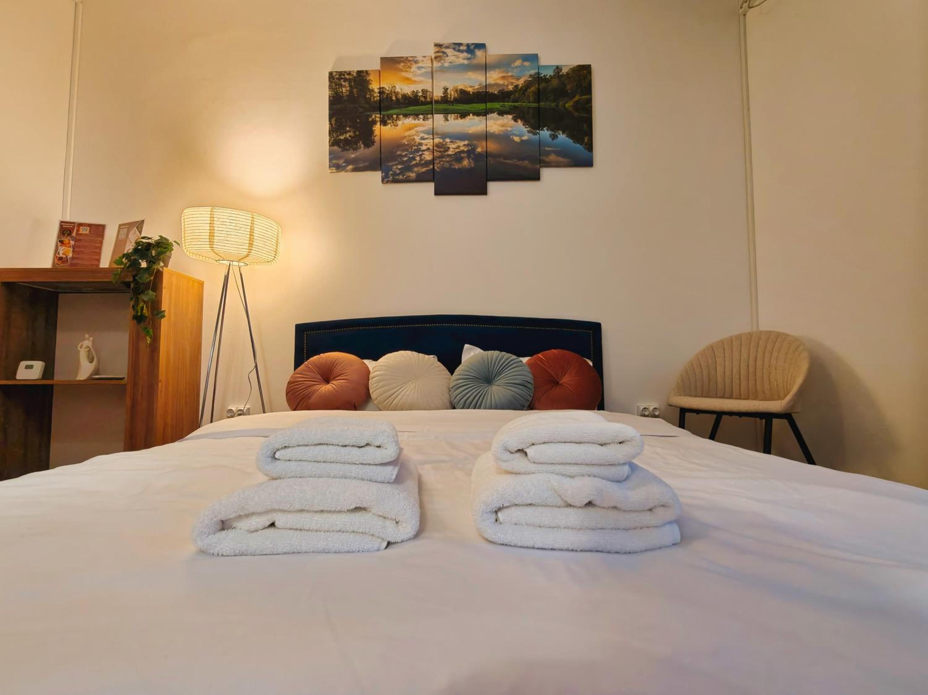 Botev Design Apartments - Walk to Old Town - Pumo Properties