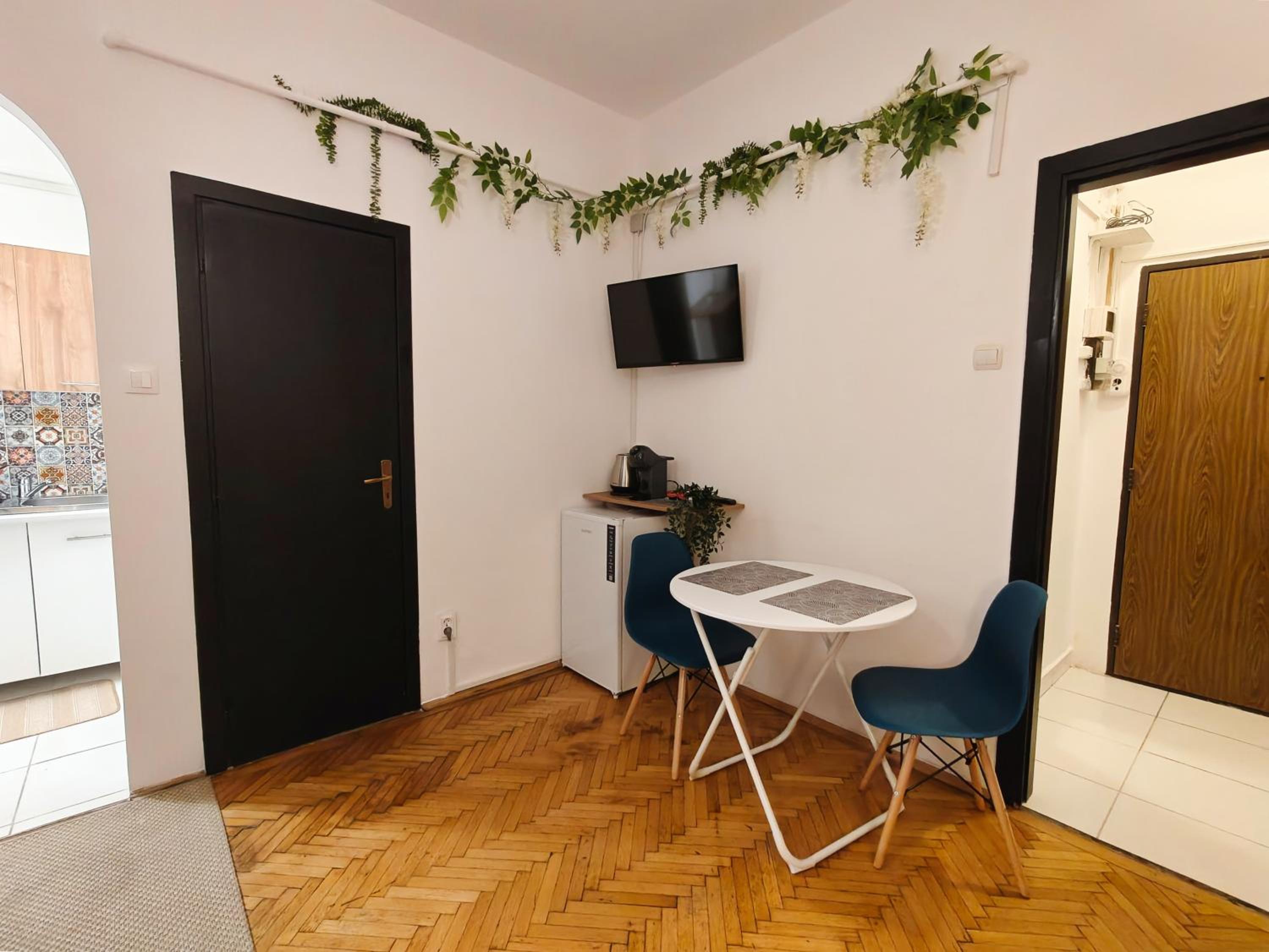 Botev Design Apartments - Walk to Old Town - Pumo Properties