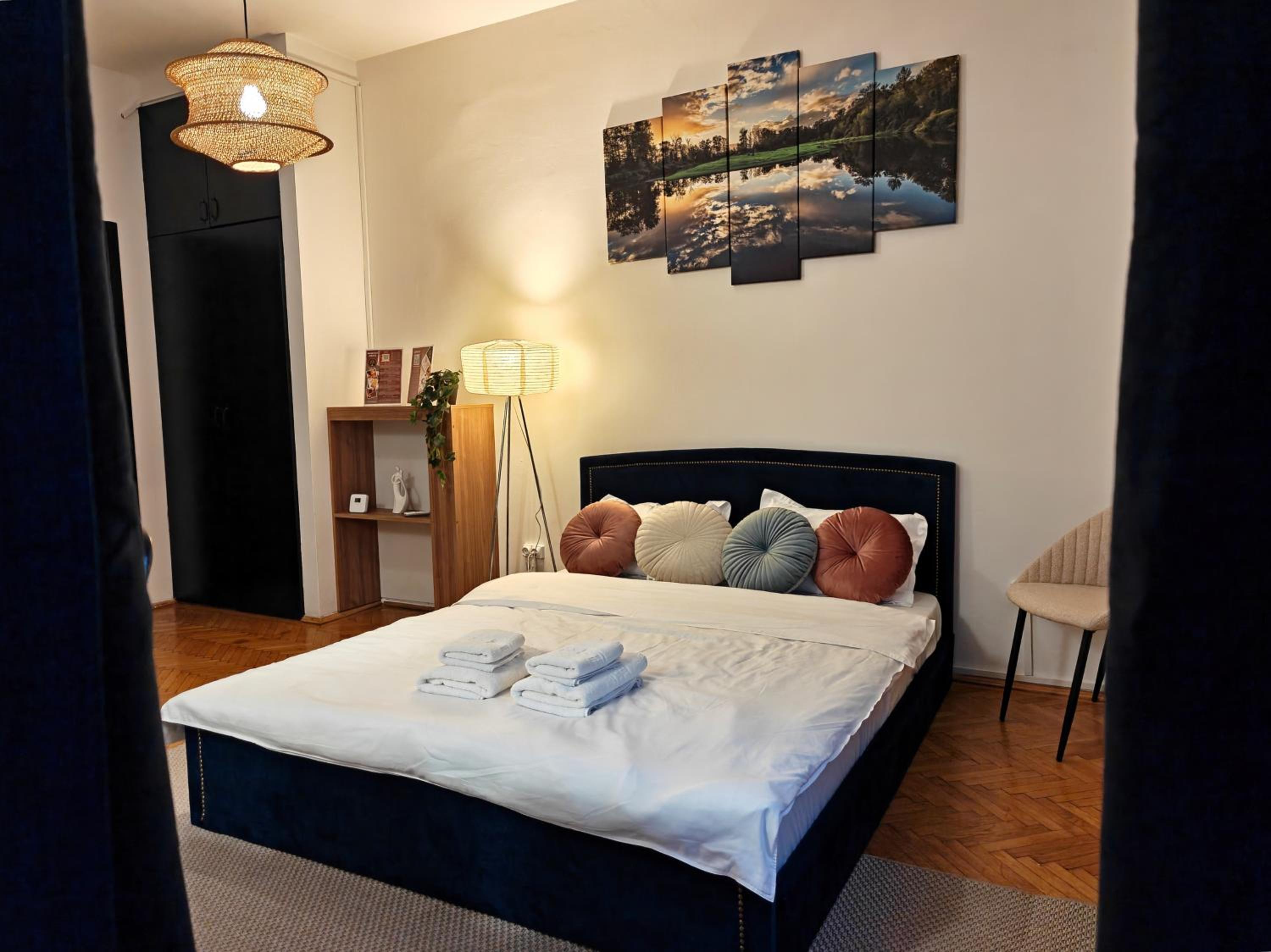 Botev Design Apartments - Walk to Old Town - Pumo Properties