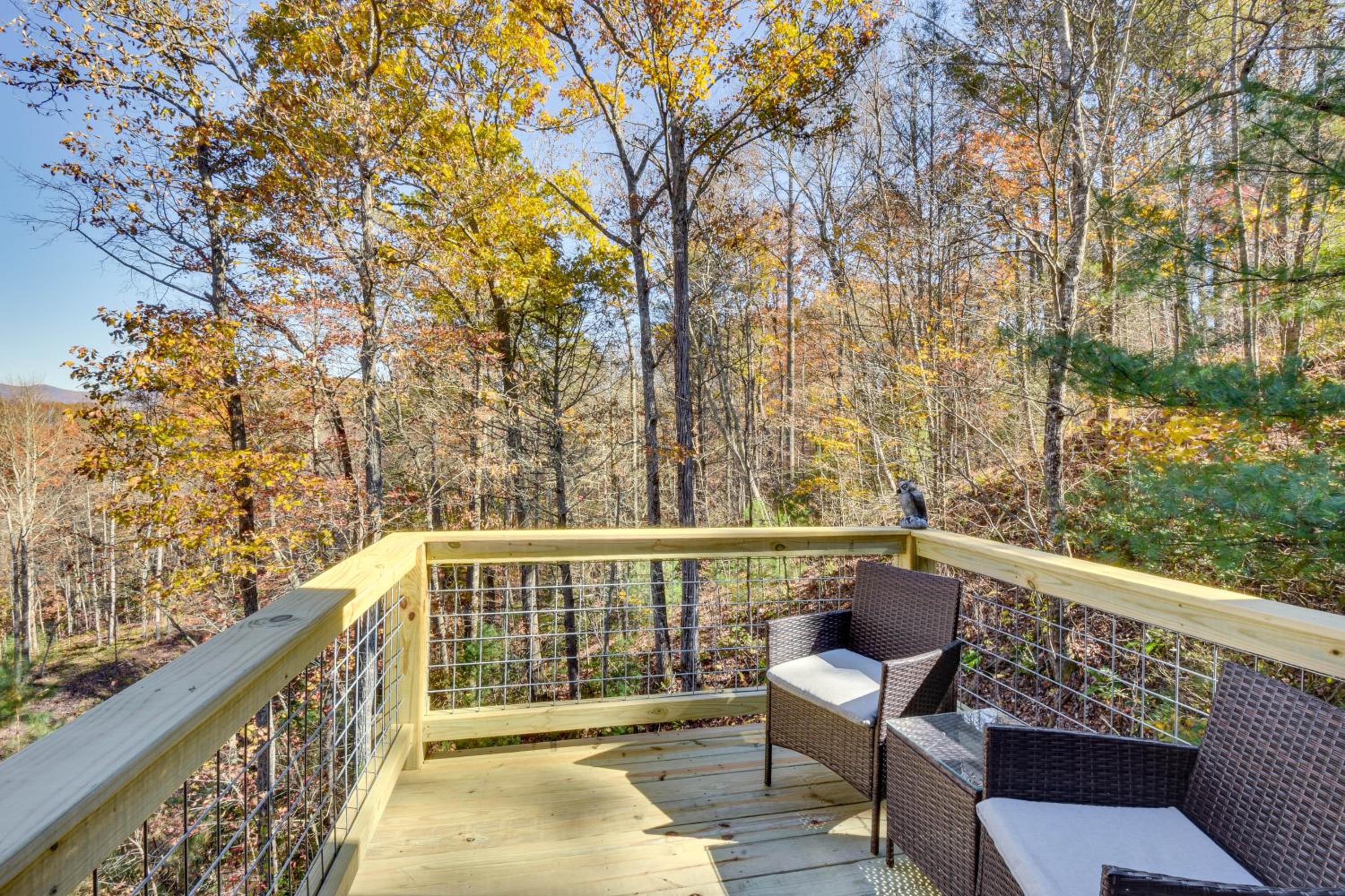 3 Mi to Vogel State Park! Family Home with Game Room