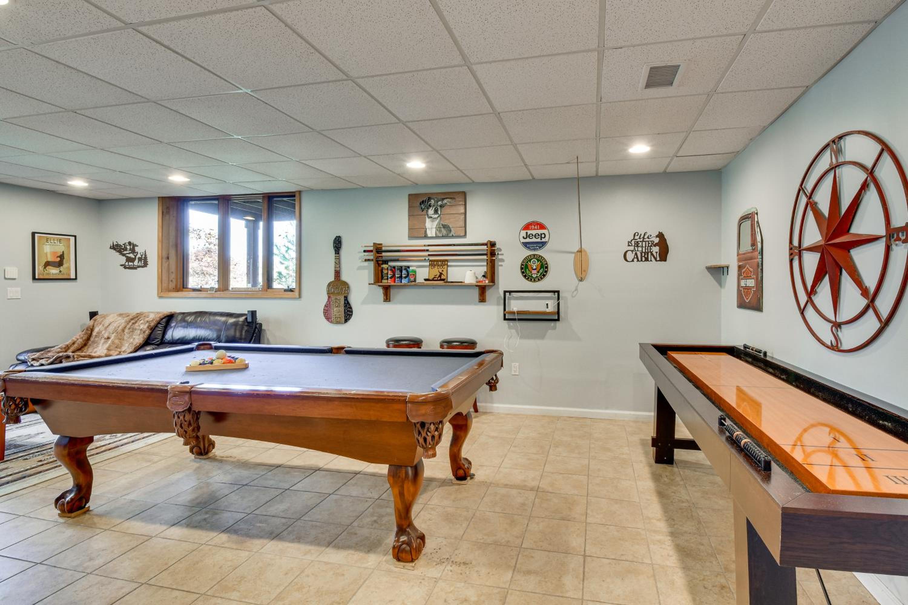 3 Mi to Vogel State Park! Family Home with Game Room