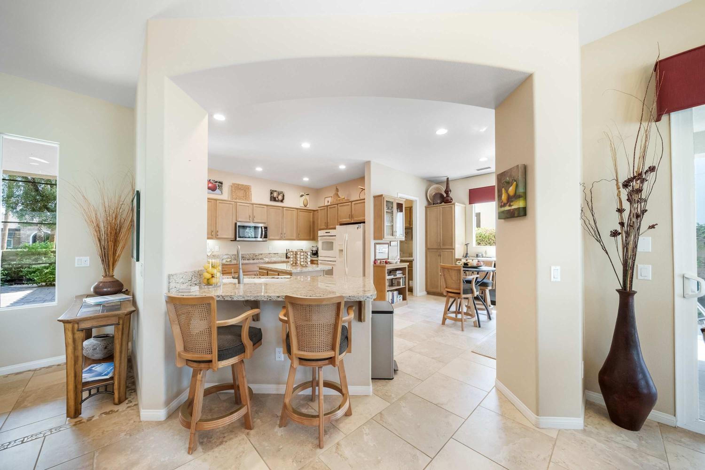 Stunning 3BD 3BR w Casita Golf VIew Community Pool
