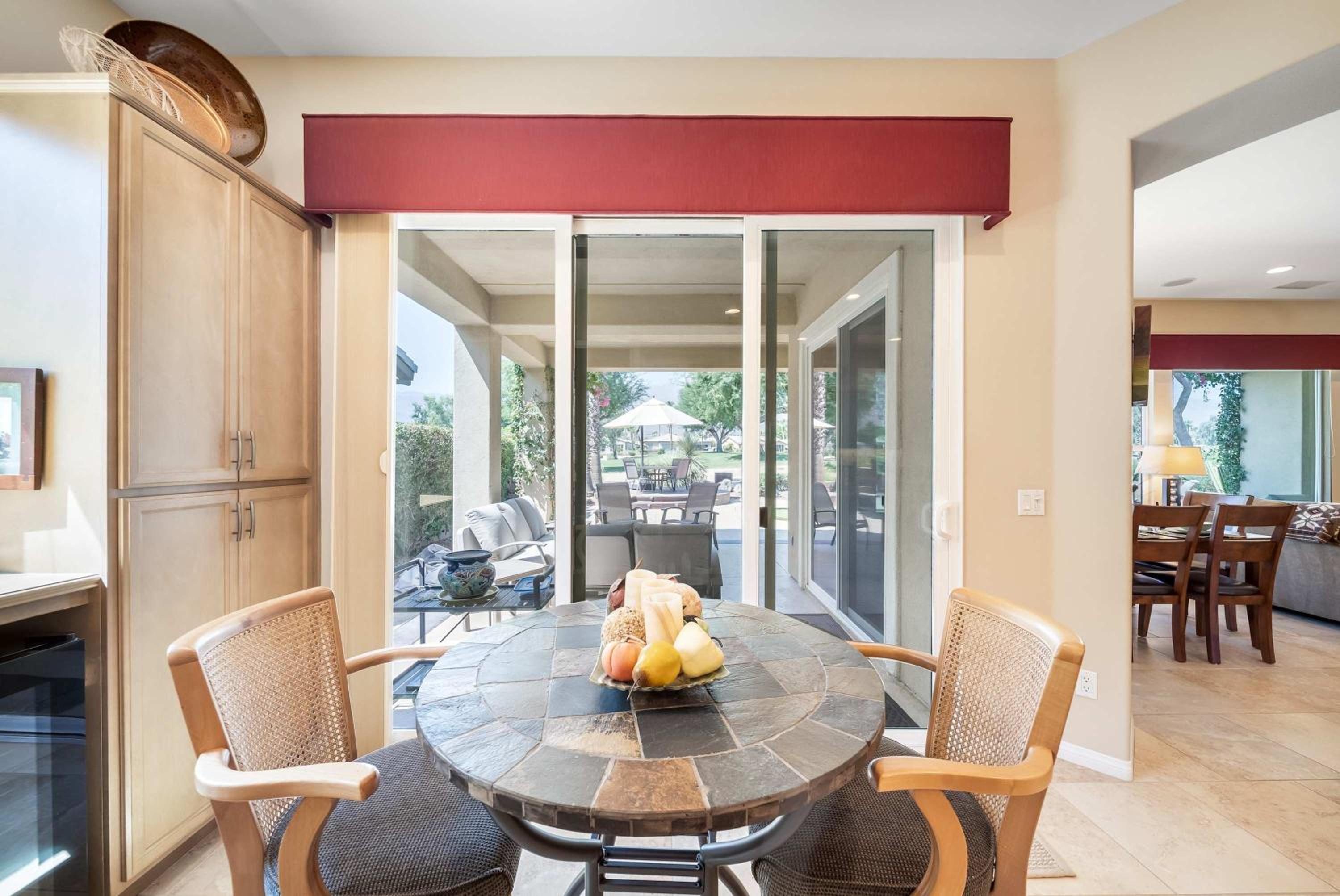 Stunning 3BD 3BR w Casita Golf VIew Community Pool
