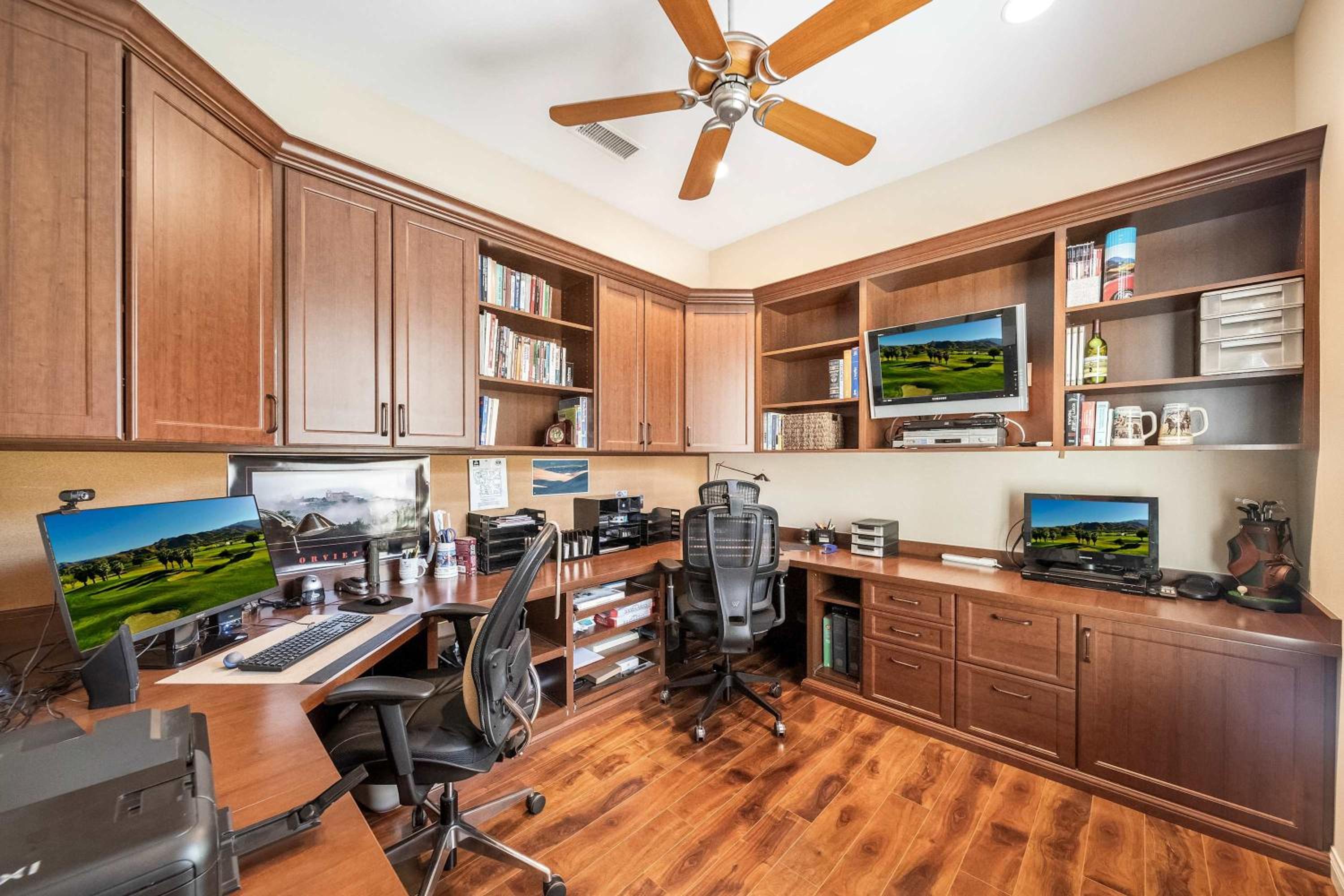 Stunning 3BD 3BR w Casita Golf VIew Community Pool