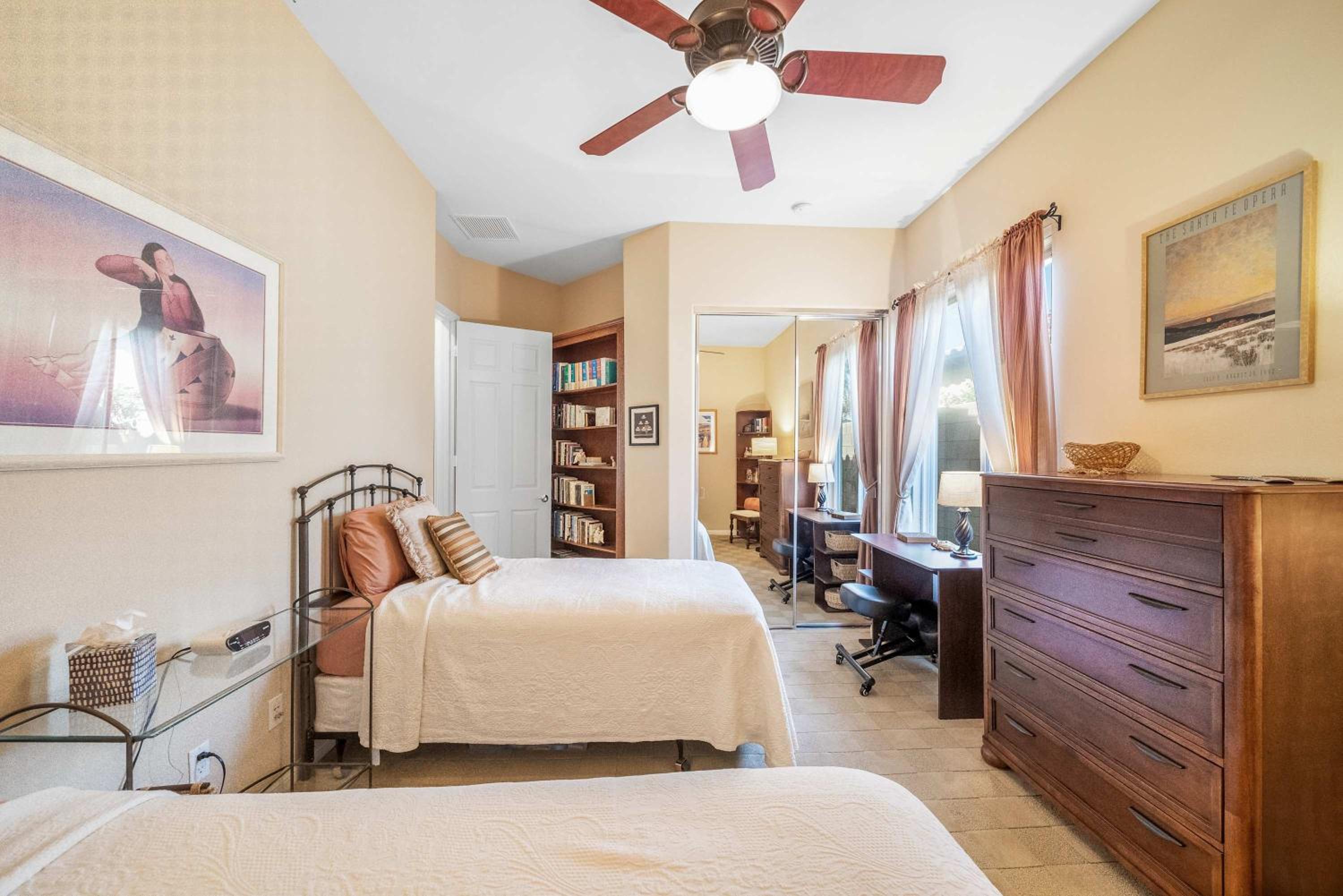 Stunning 3BD 3BR w Casita Golf VIew Community Pool