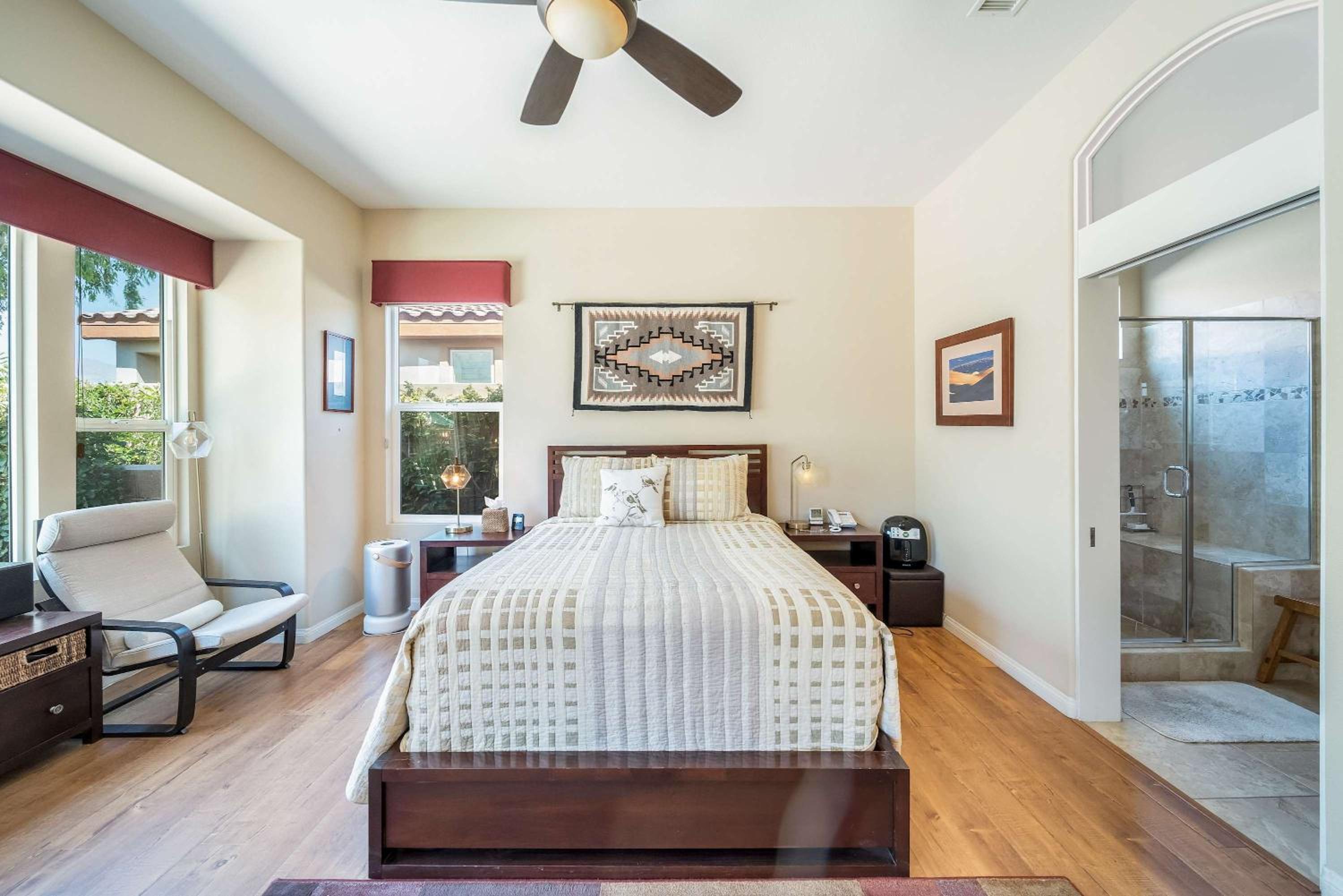 Stunning 3BD 3BR w Casita Golf VIew Community Pool