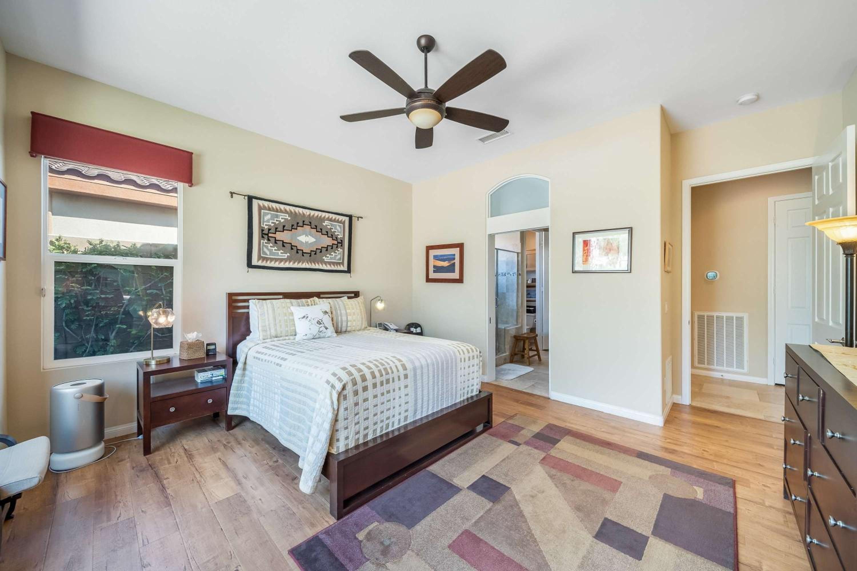 Stunning 3BD 3BR w Casita Golf VIew Community Pool