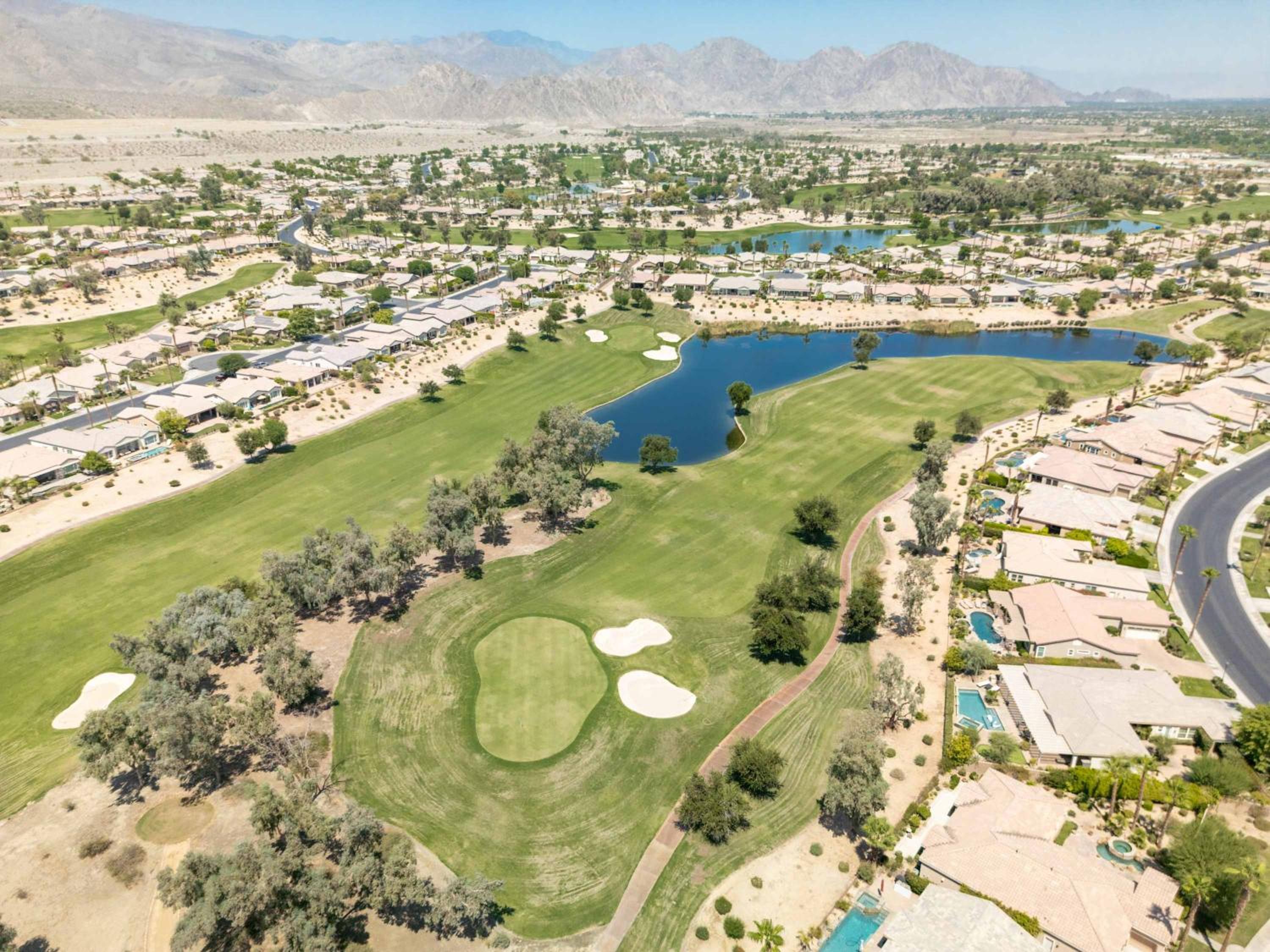 Stunning 3BD 3BR w Casita Golf VIew Community Pool