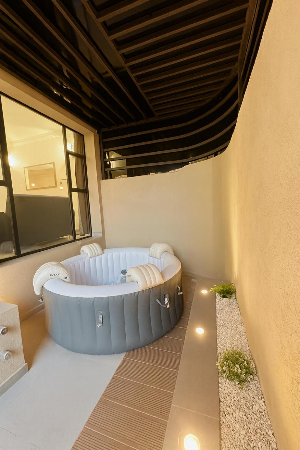 Cozy Appartement avec jacuzzi chauffant