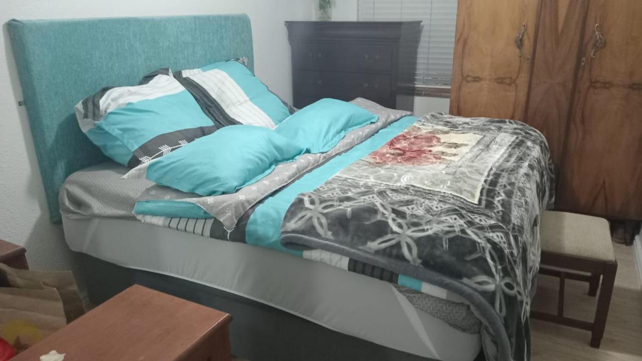 Milnerton Oak Lodge Home Away from Home!