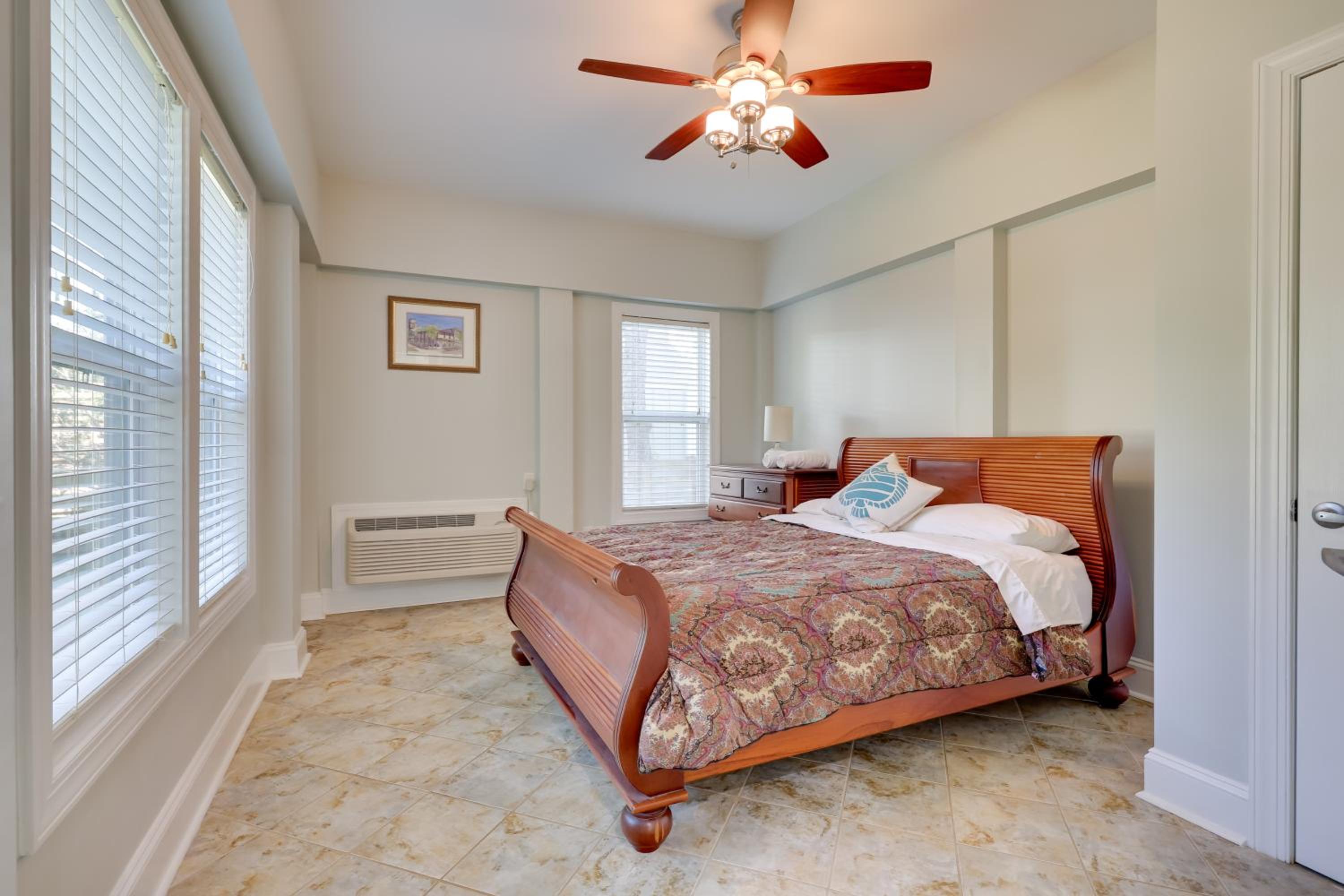 1 Mi to Boardwalk Carolina Beach Retreat with Patio