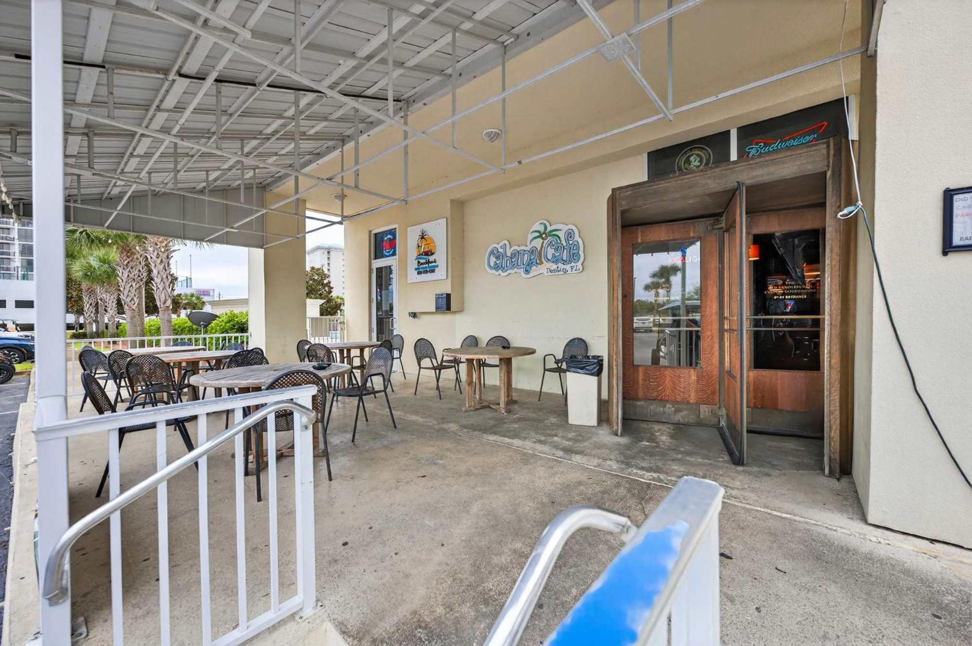 Easy Gogh'n Beach Stay for 5