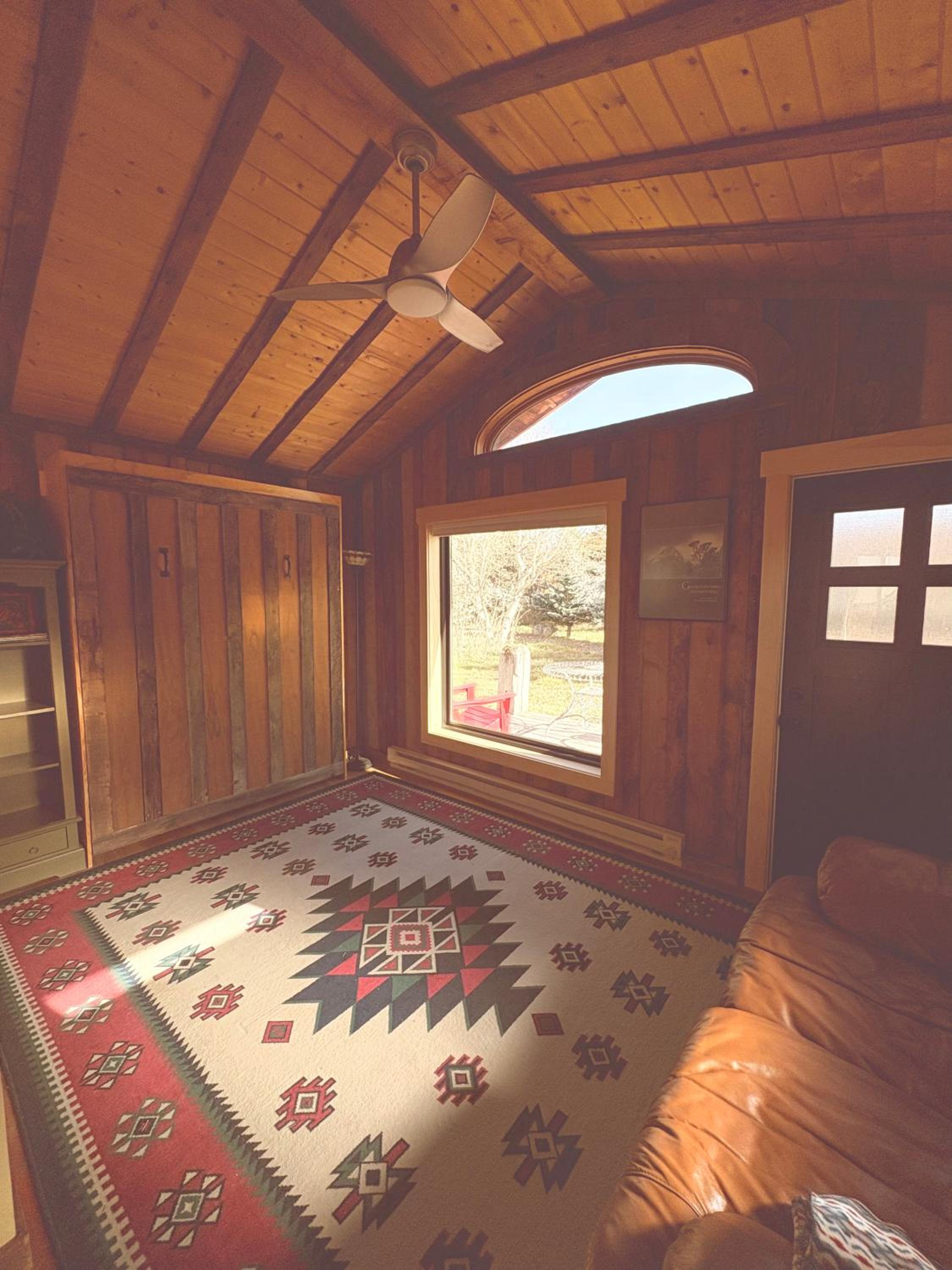 Cozy Cottage in the Tetons