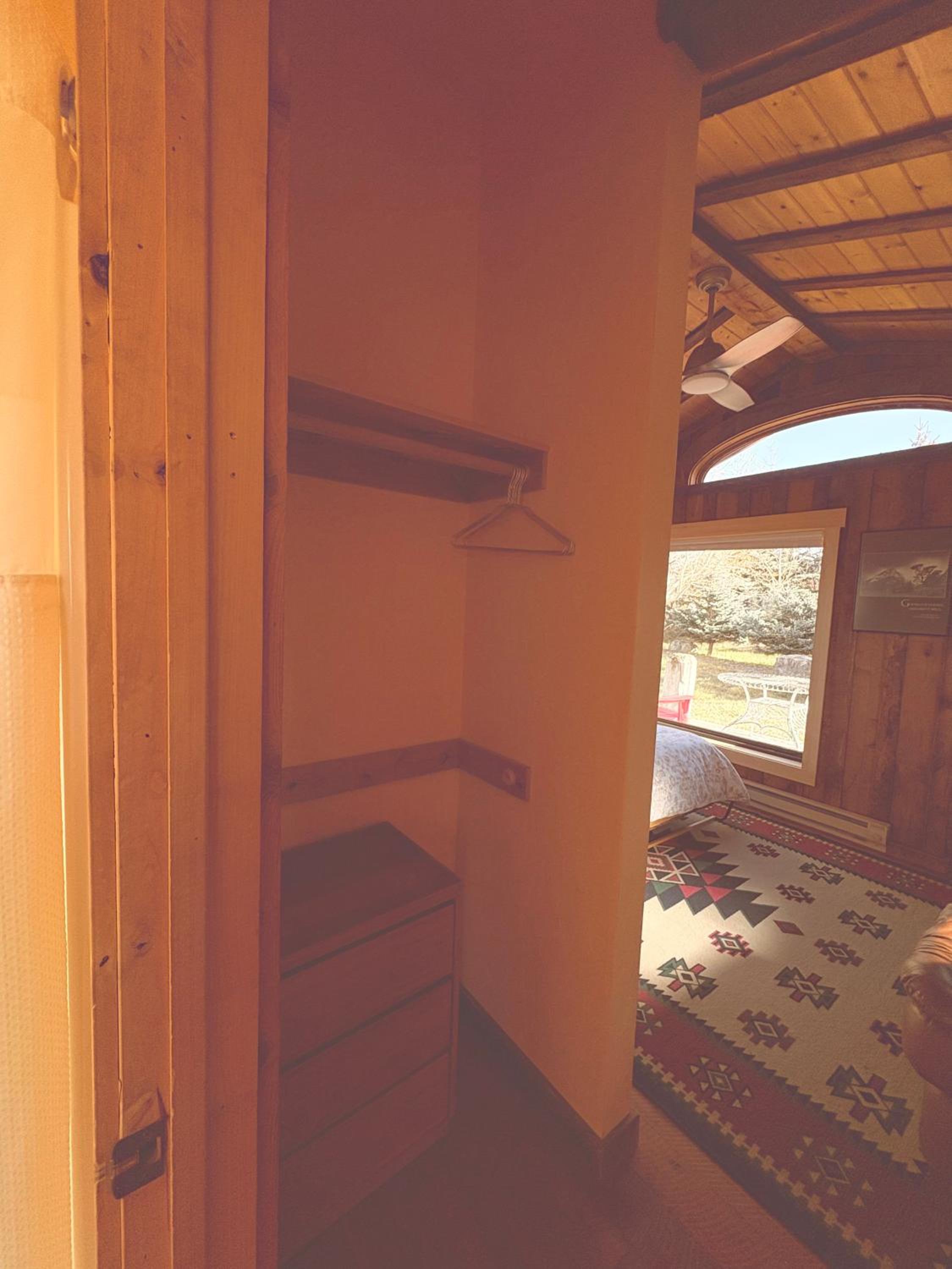 Cozy Cottage in the Tetons