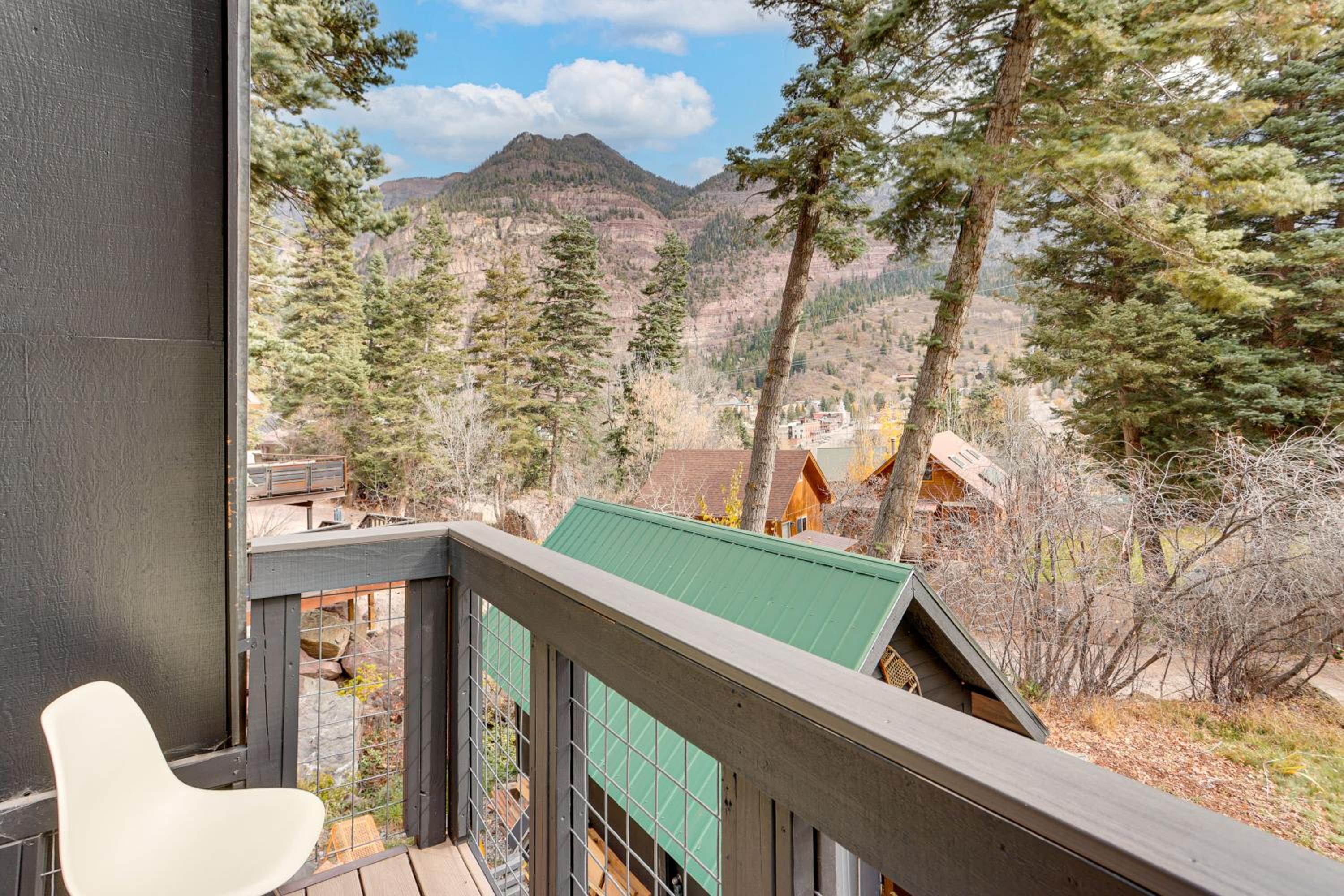 The Switzerland of America Downtown Ouray Cabin!