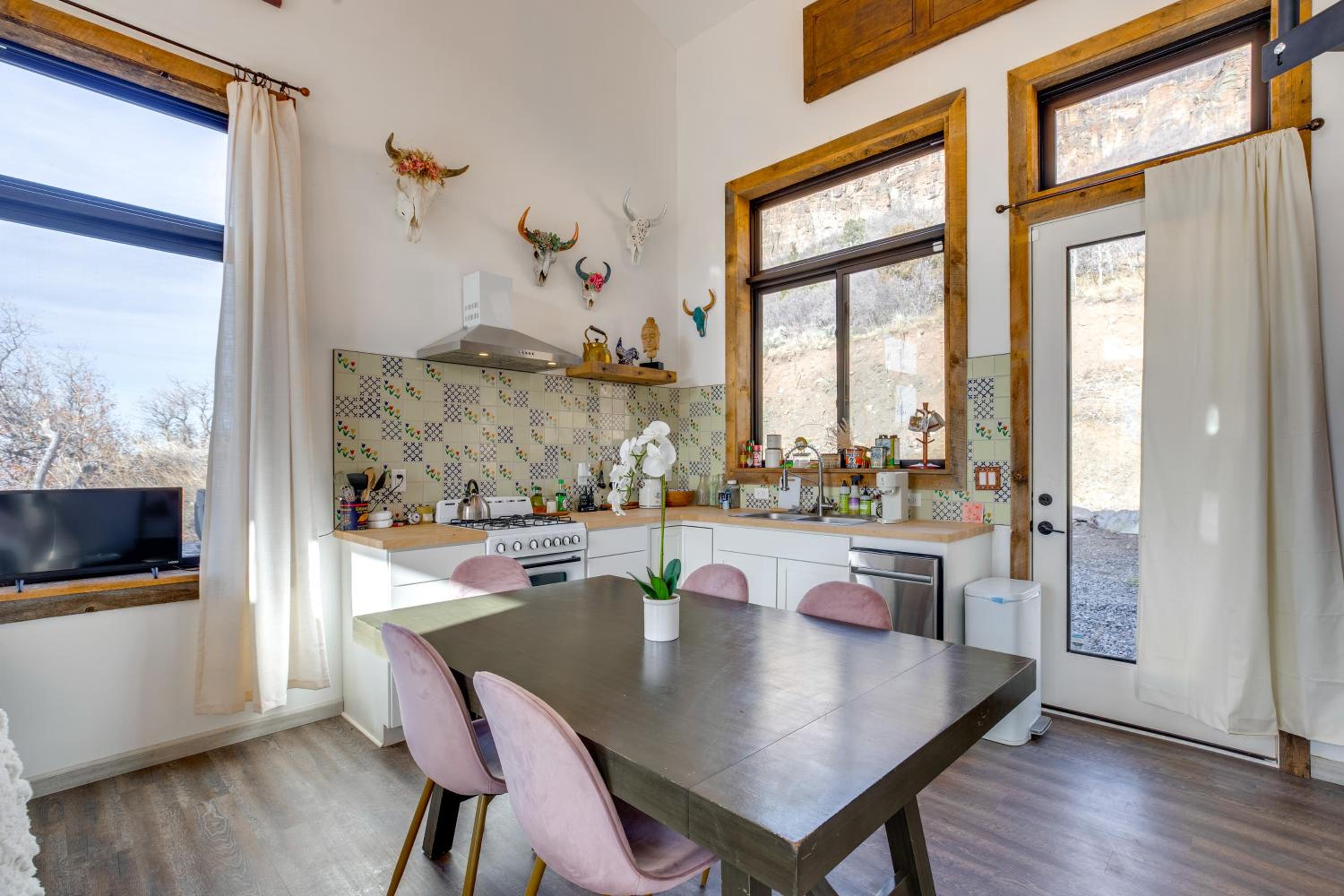 Stunning Hideaway Ranch in Black Canyon NP!