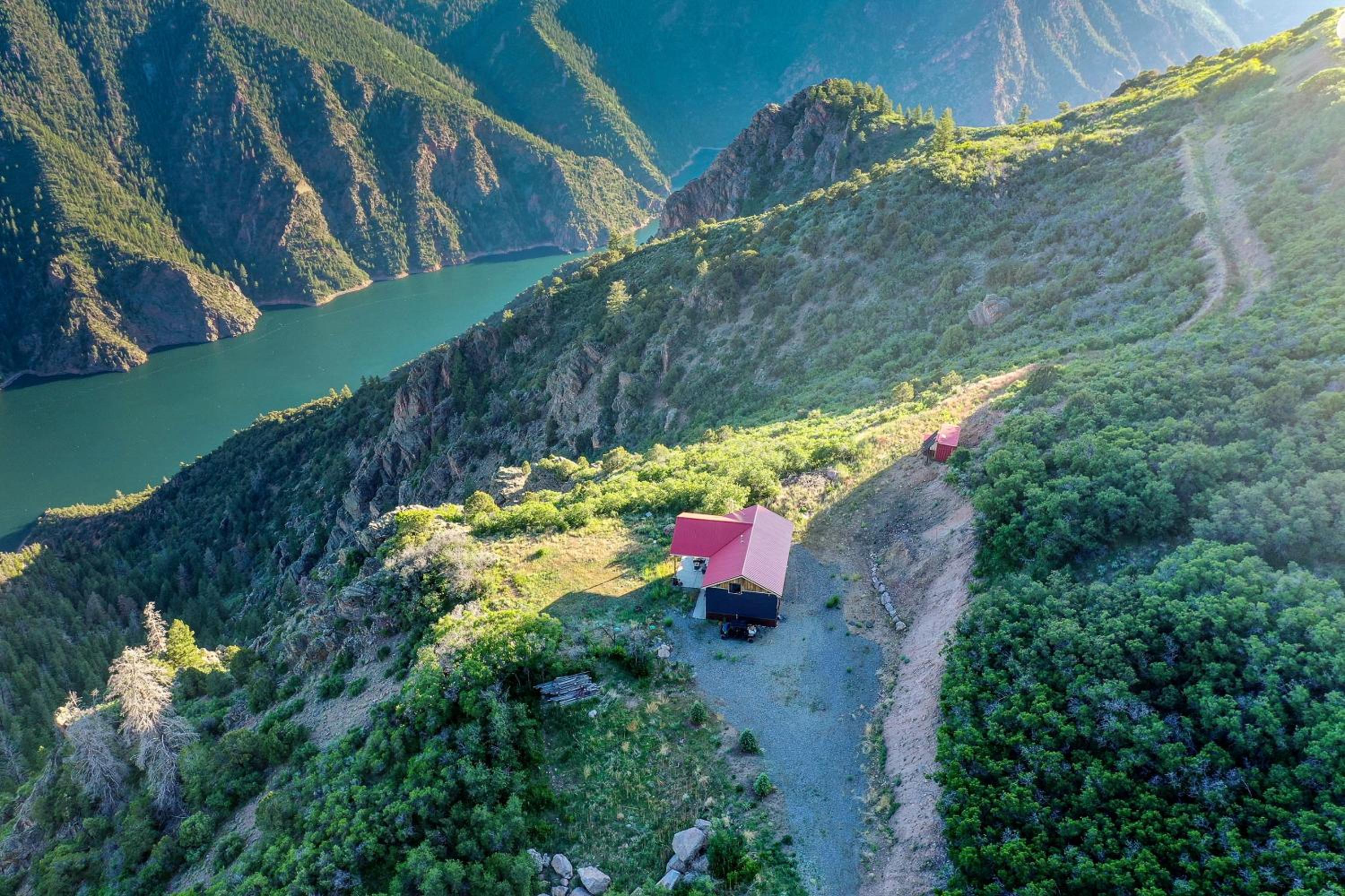 Stunning Hideaway Ranch in Black Canyon NP!