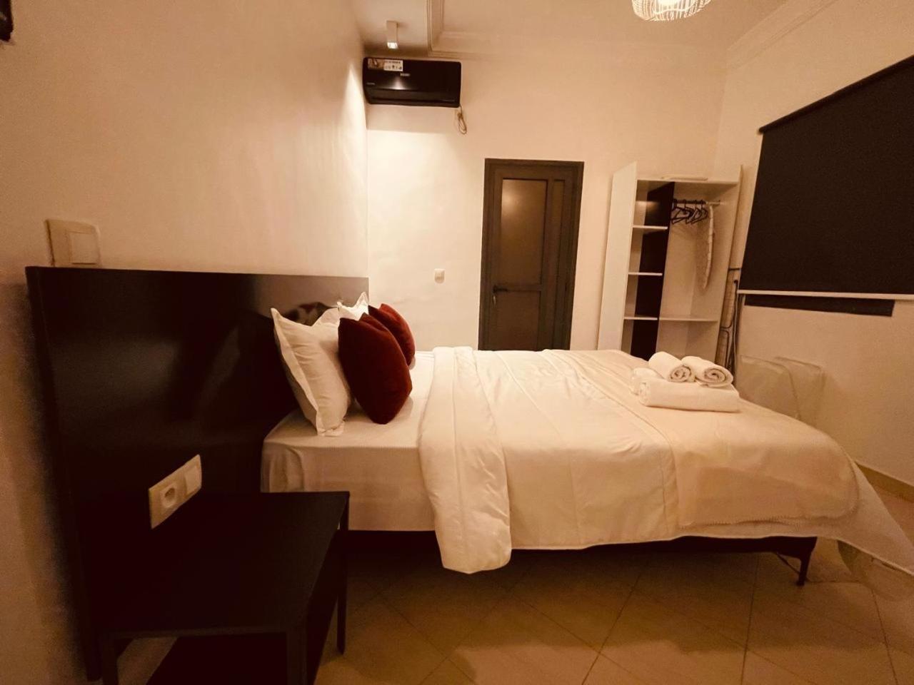 Relax Family ApartHotel - Signature Residence