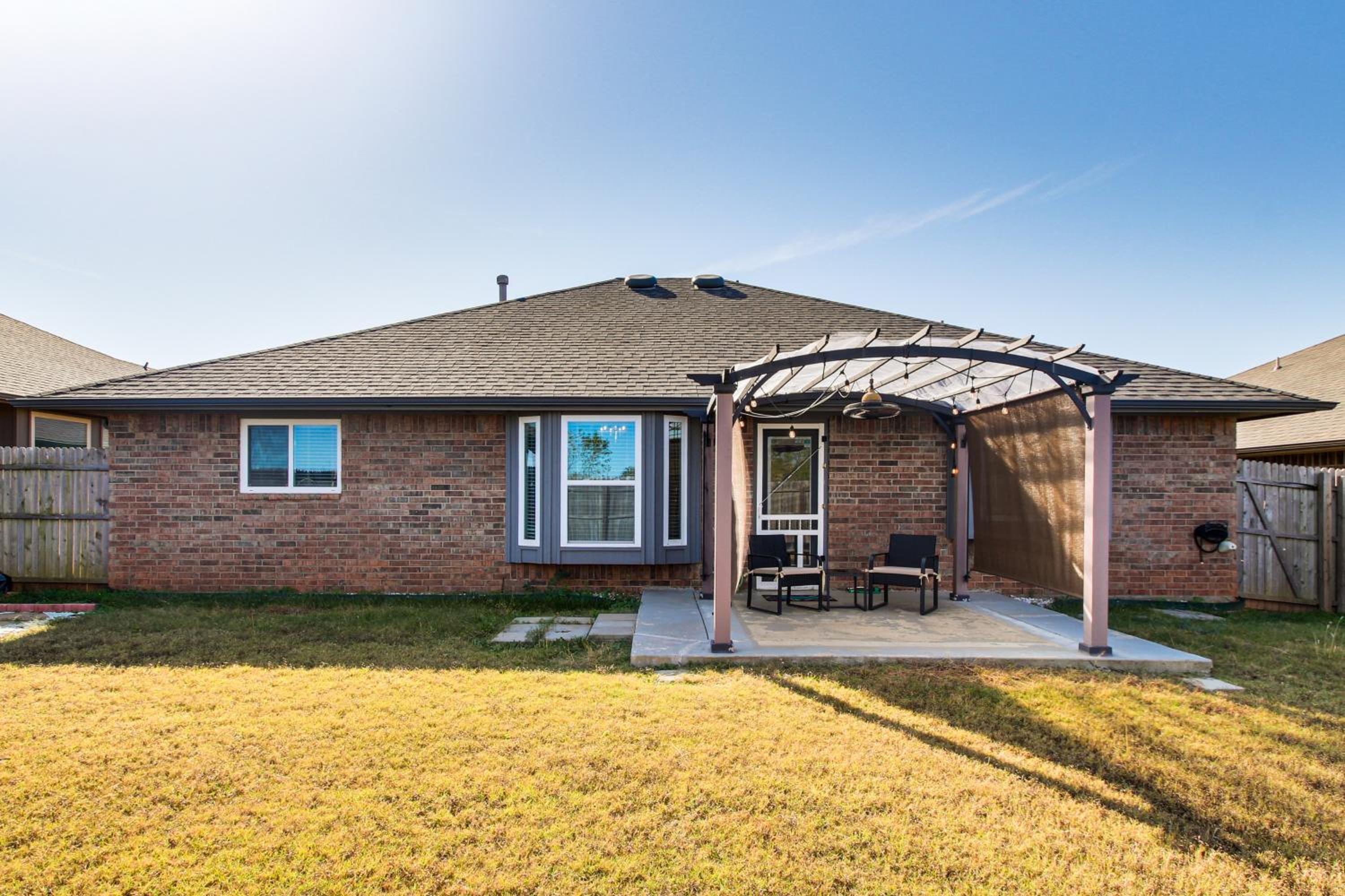 4 Mi to OU Campus and Stadium! Suburban Norman Home