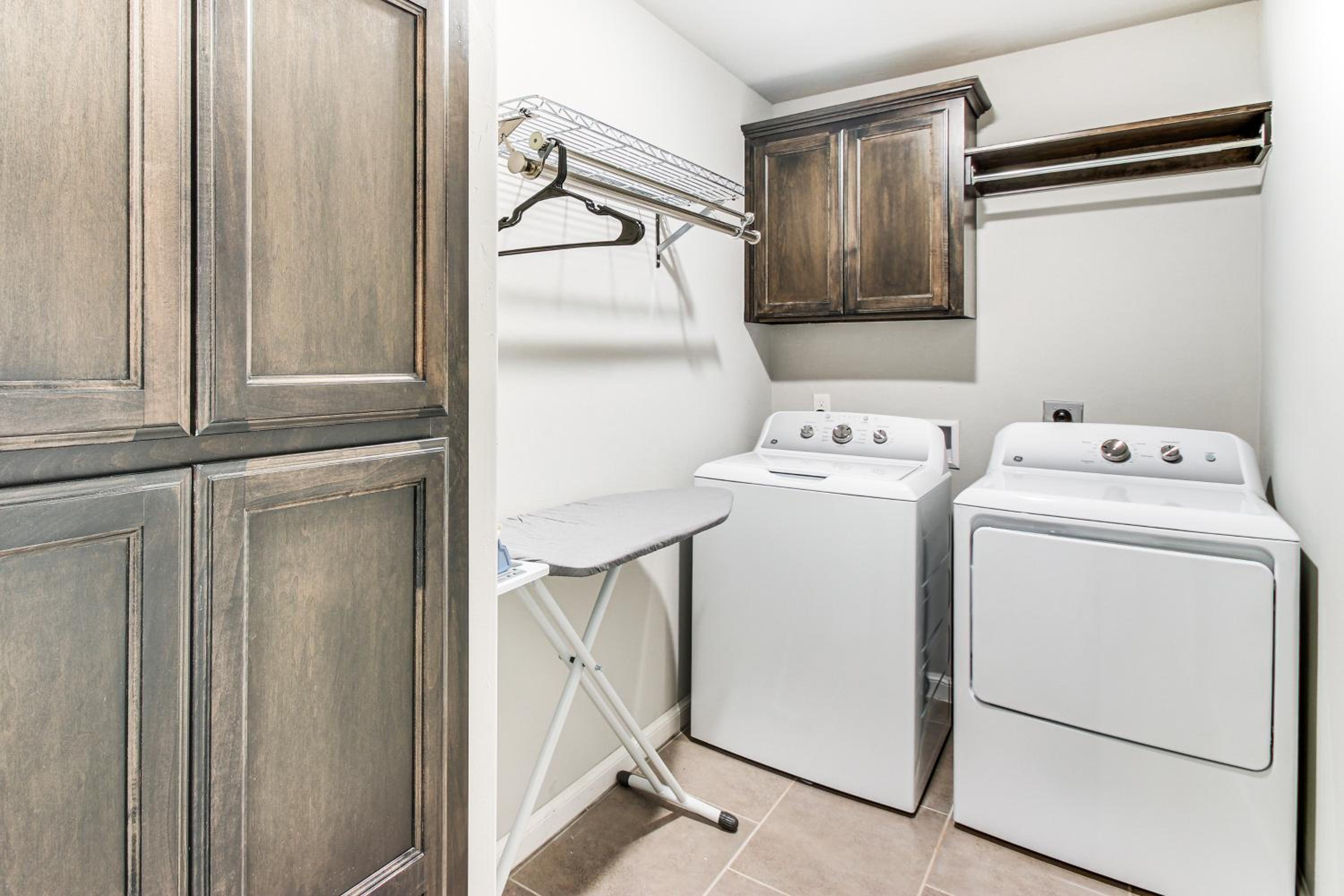 4 Mi to OU Campus and Stadium! Suburban Norman Home