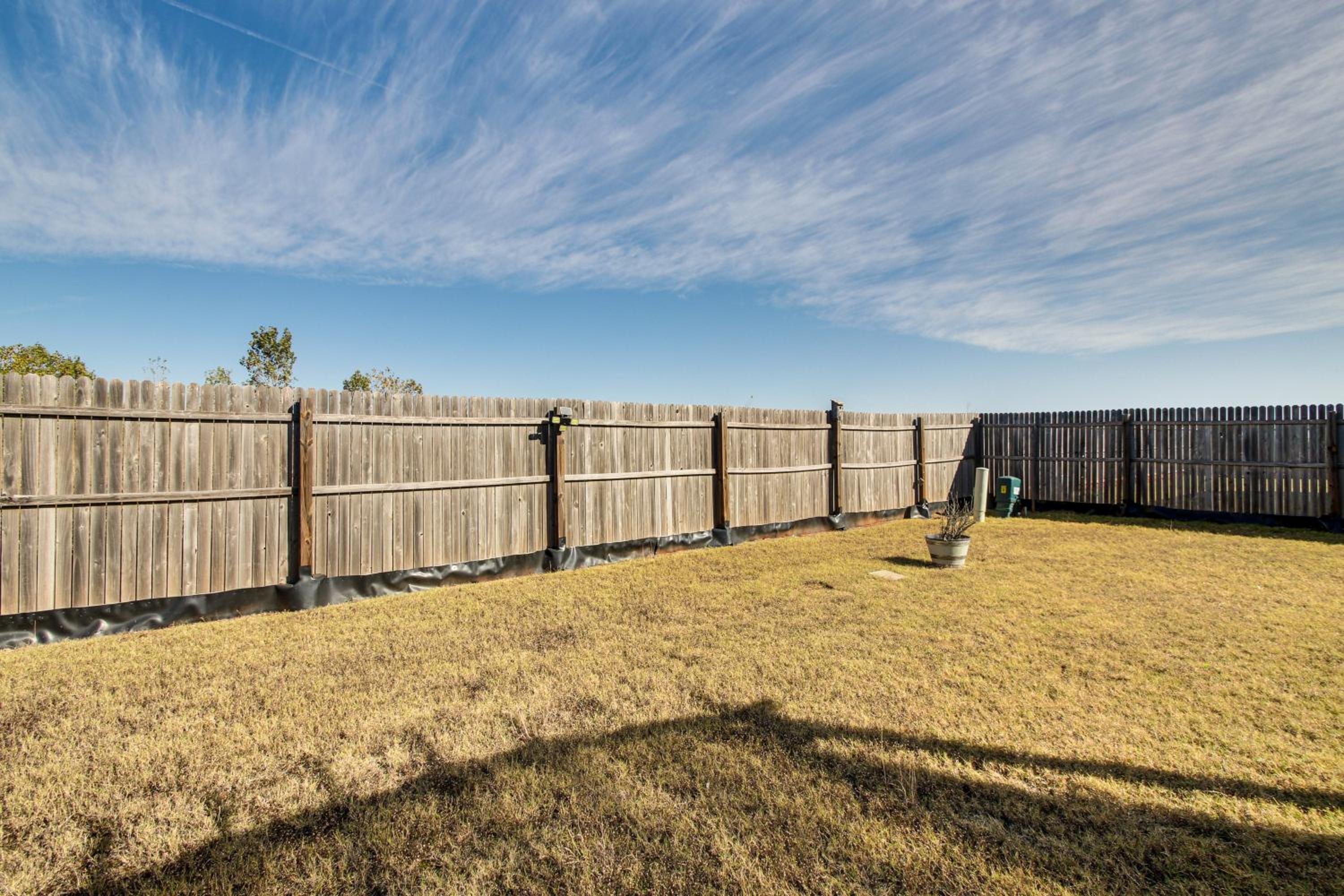 4 Mi to OU Campus and Stadium! Suburban Norman Home