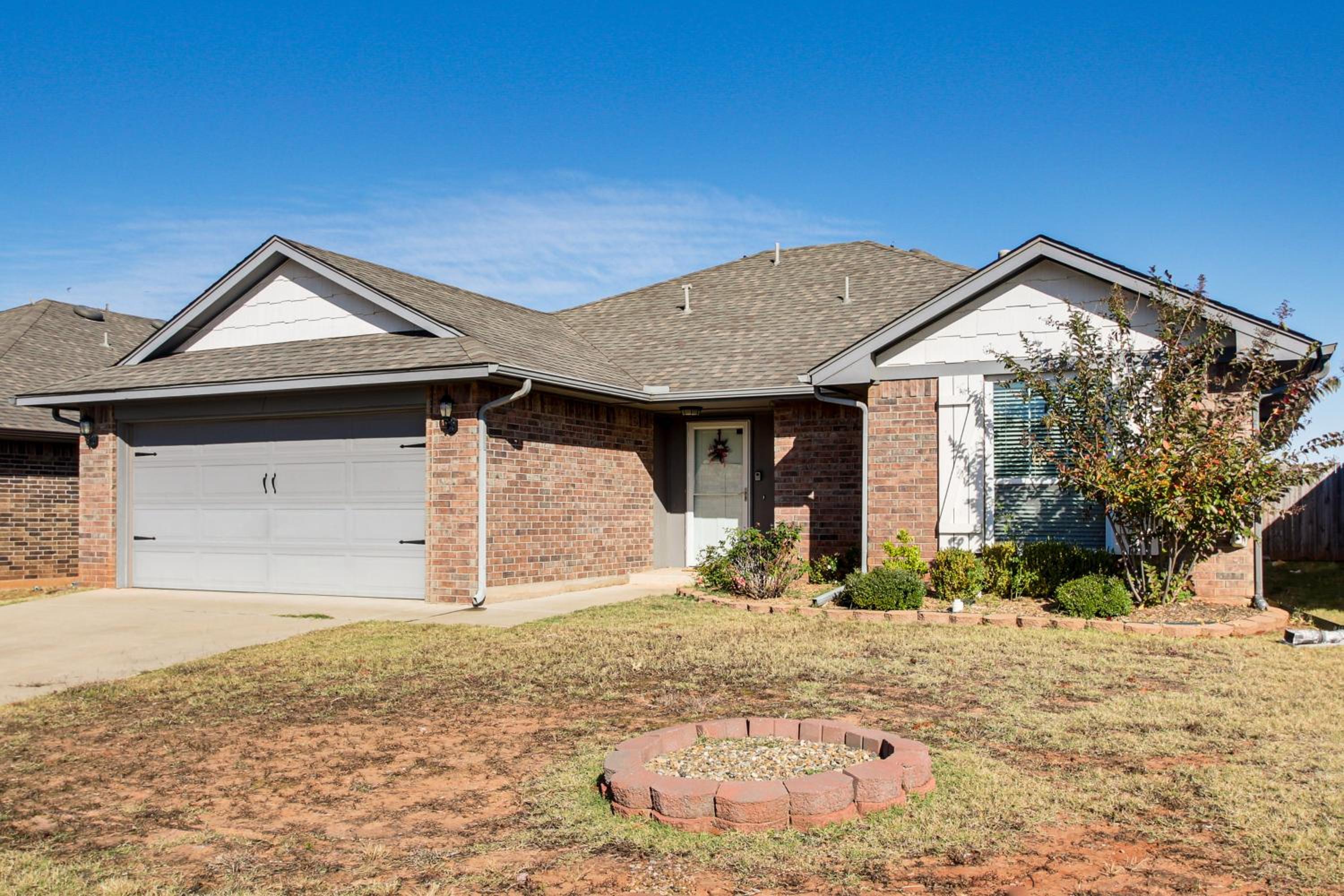 4 Mi to OU Campus and Stadium! Suburban Norman Home