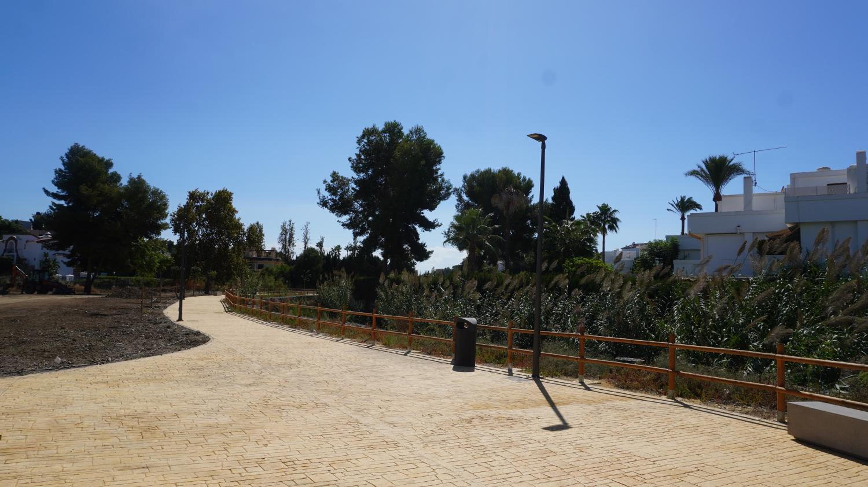 Banús Walk Apartment