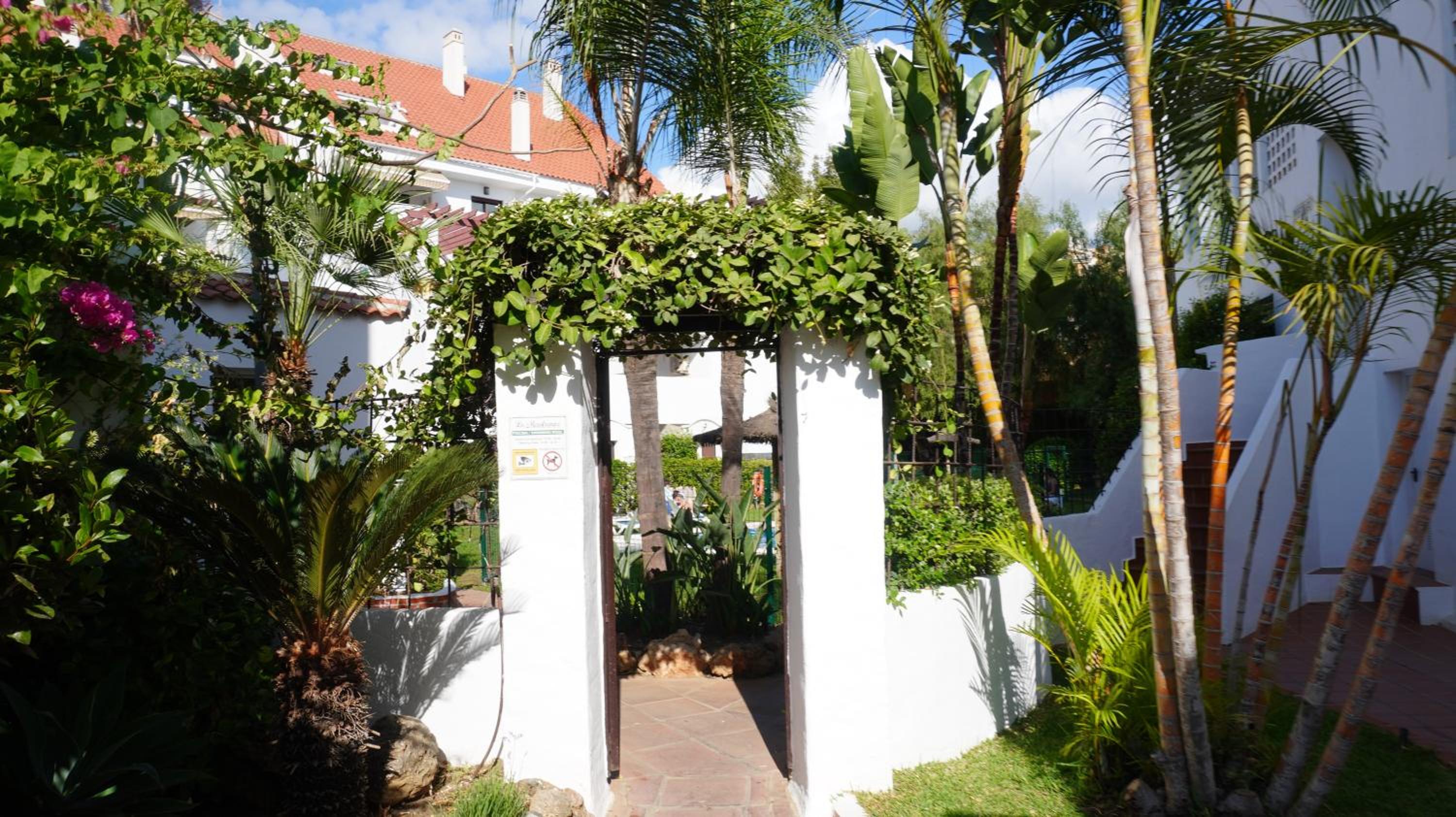 Banús Walk Apartment