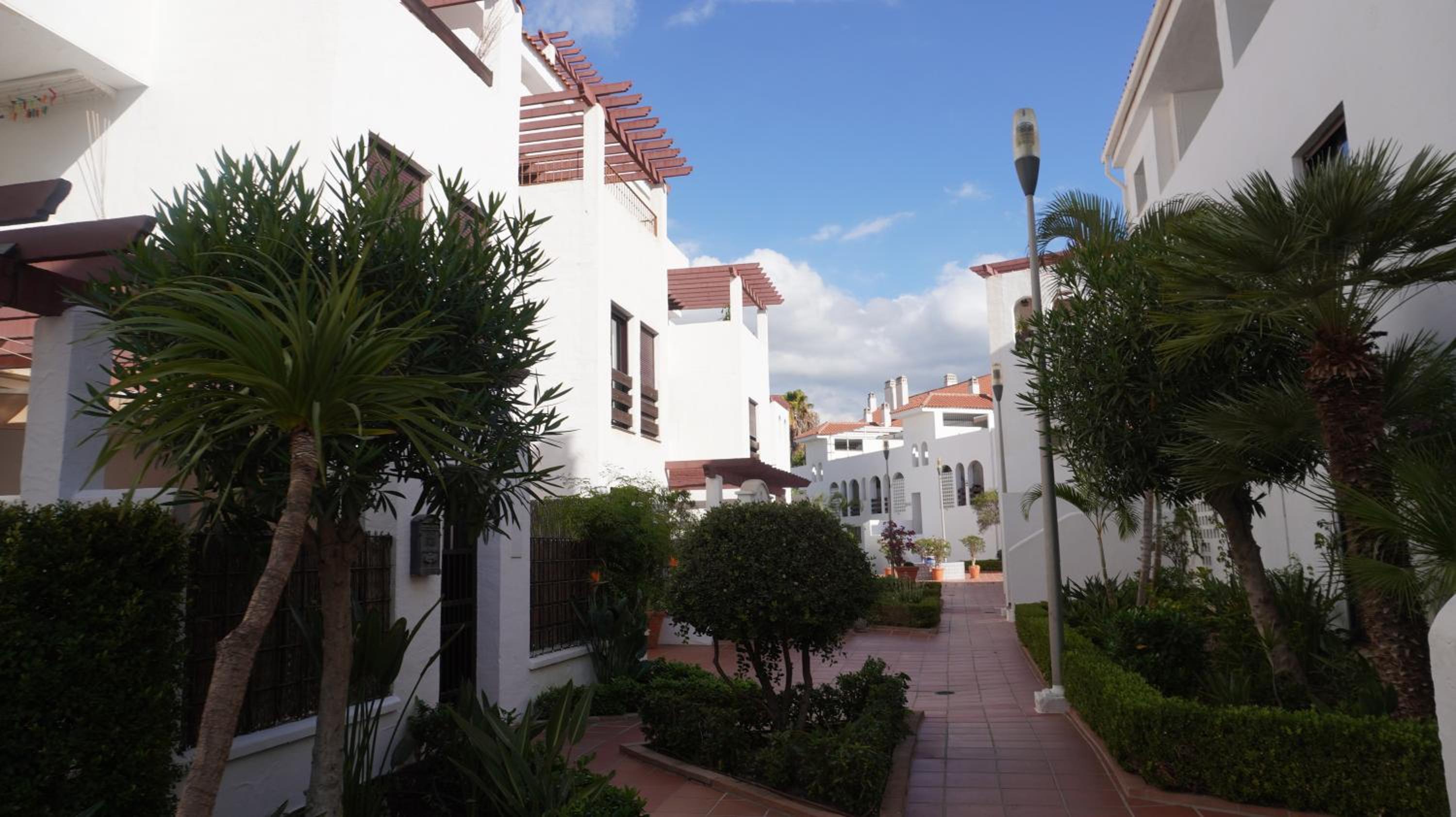Banús Walk Apartment