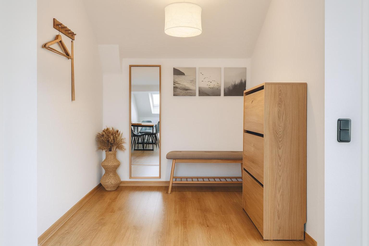 RAHA Apartments - Ihr Rückzugsort mit Panoramablick - HBF - Vollausstattung - Privat Parkplatz